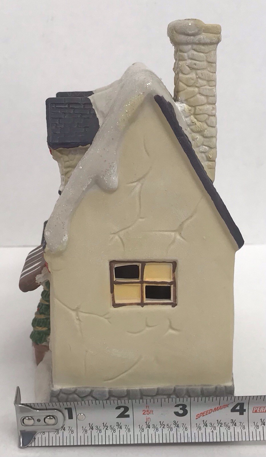 Cozy Cottage Christmas Tree Shops Lighted Porcelain Village Building