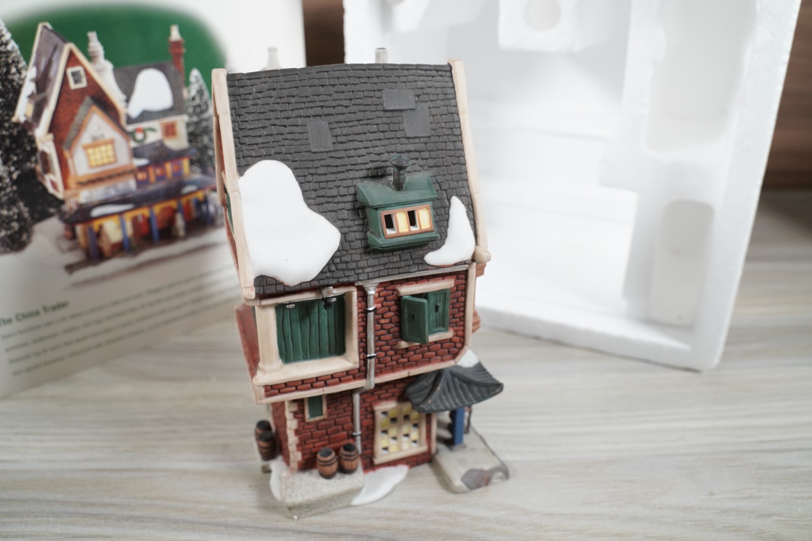 Dept 56 Dickens Village – The China Trader – #56.58447 USED Retired