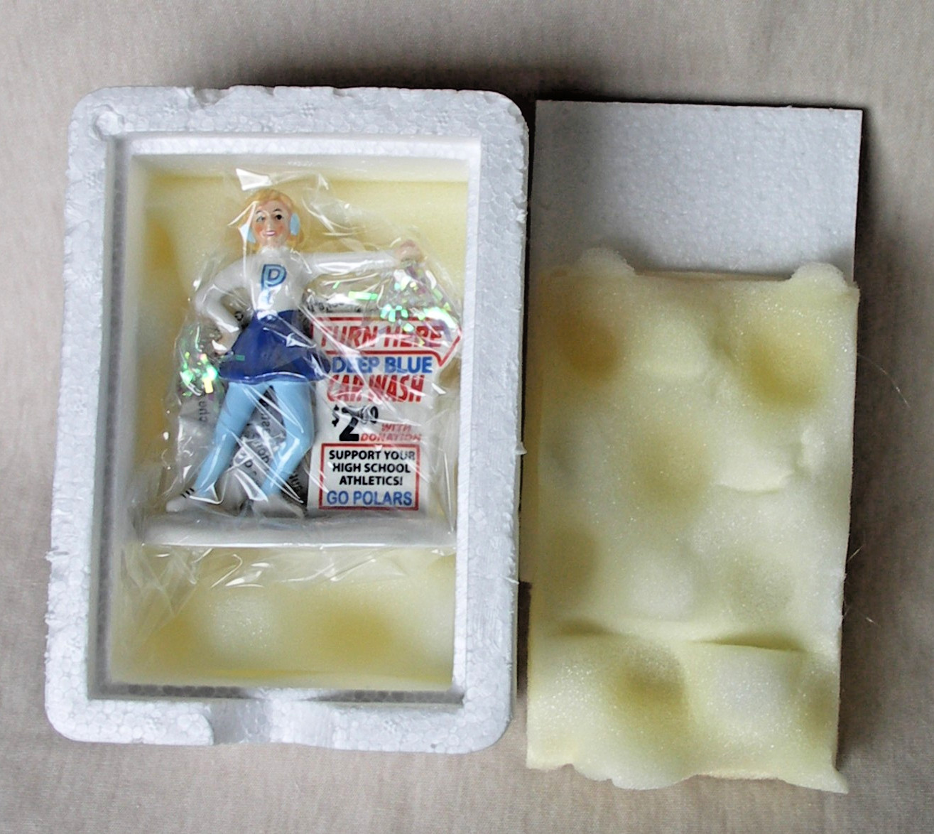 DEPT 56 “SUPPORT YOUR POLARS!” SNOW VILLAGE FIGURINE 3″ NEW