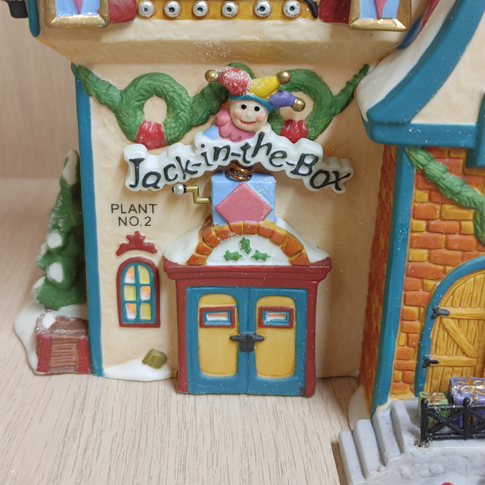 Dept 56 North Pole Series Jack In The Box Plant No 2 Works W/Original Box #56705