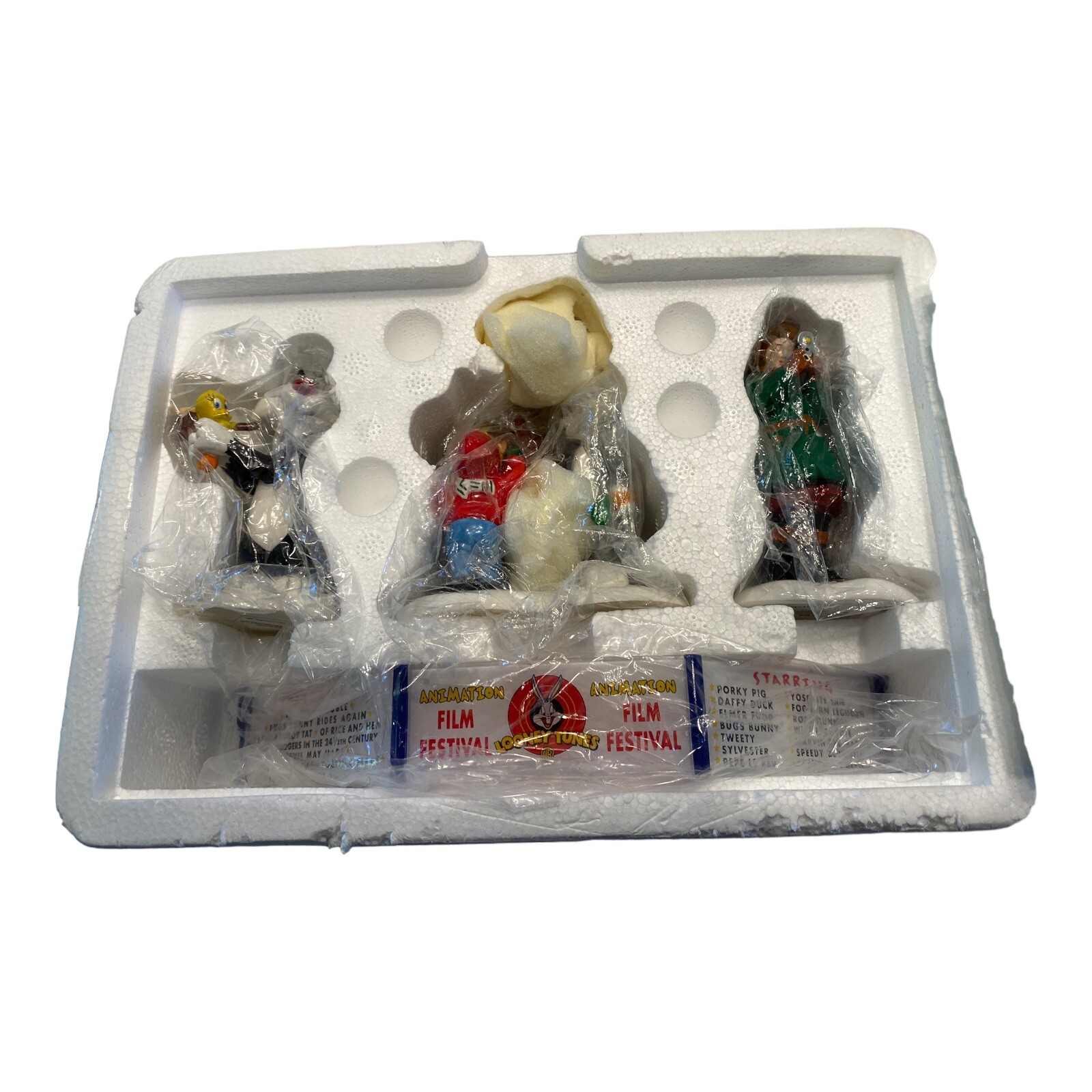 Department 56 Snow Village 56.54983 Looney Toons Animation Film 4 Piece Set