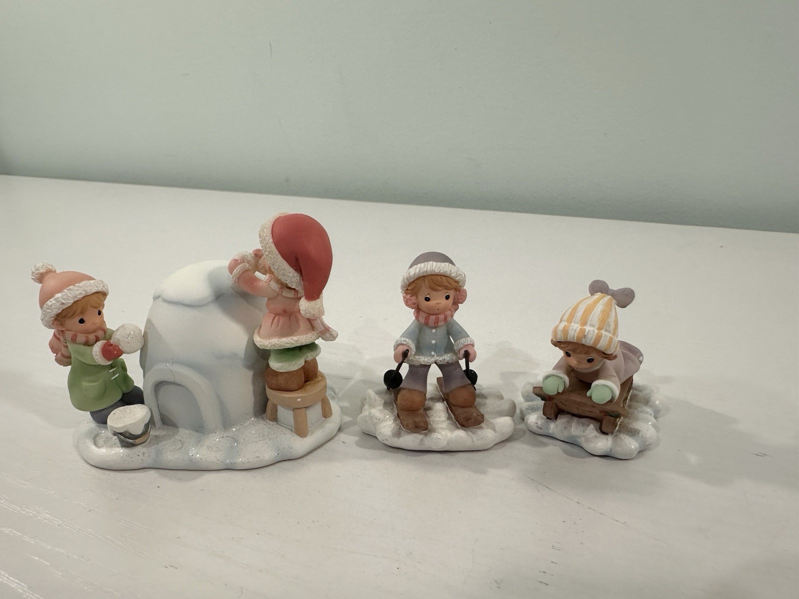 Hawthorne Village Precious Moments Snowy Fun For Everyone Accessories Set Of 3