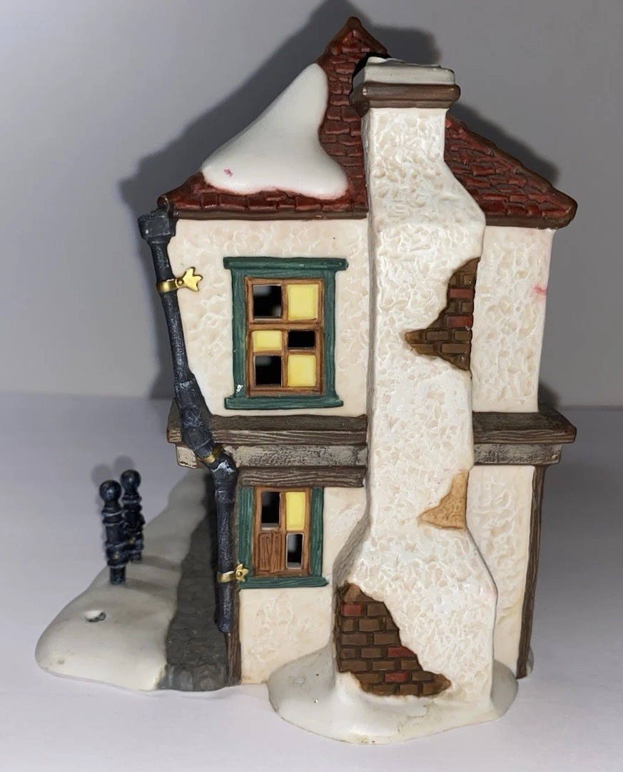 Dept56 Dickens Village Series The Old Curiosity Shop – See Description