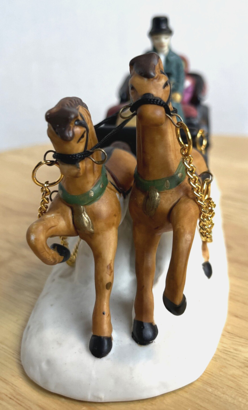Copperfield Keepsake Porcelain Carriage Horses Christmas Village Decor TM1011
