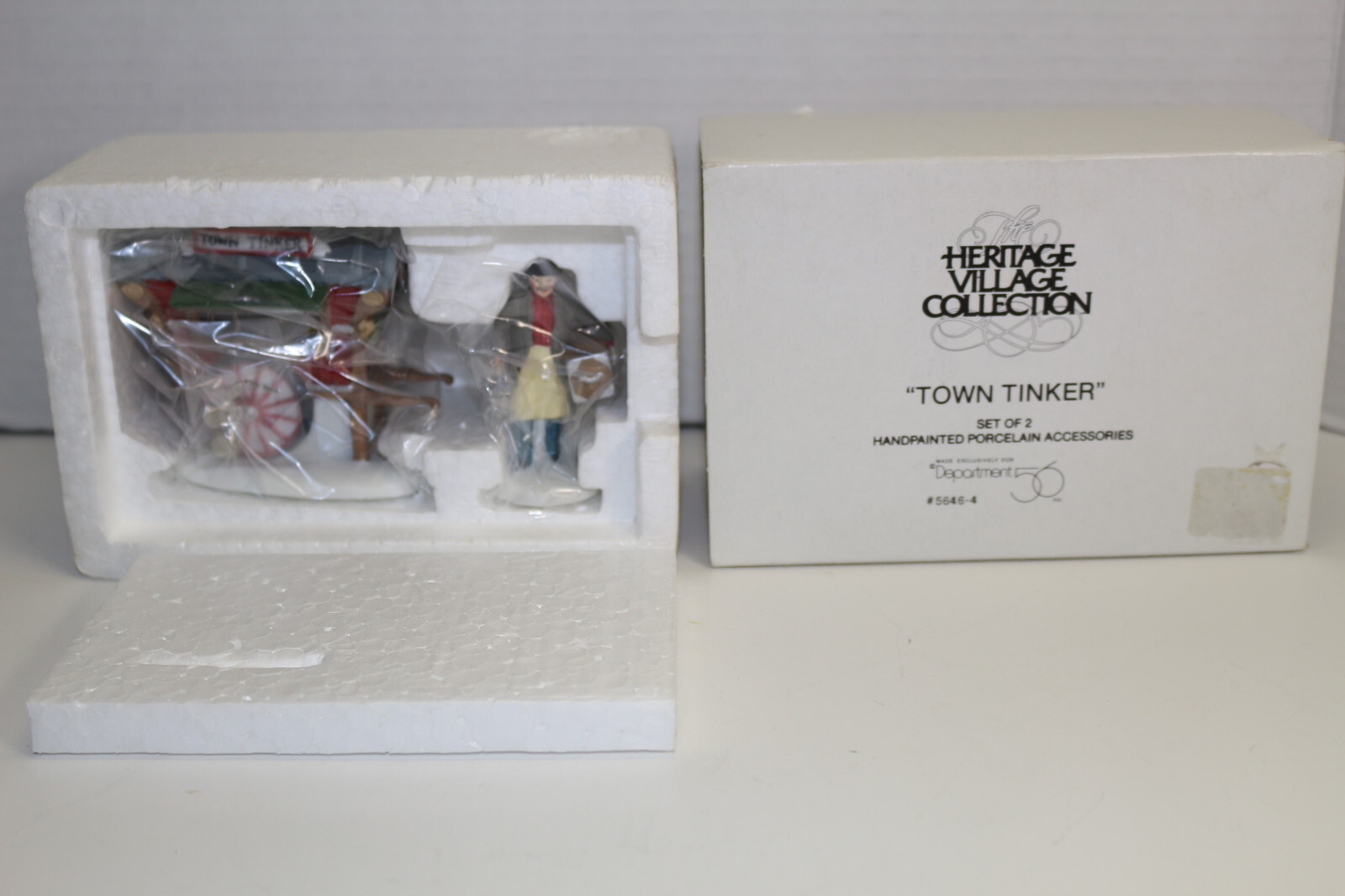 New in Box Dept 56 Heritage Village Collection ~Town Tinker~ #56464 Sealed Pans!