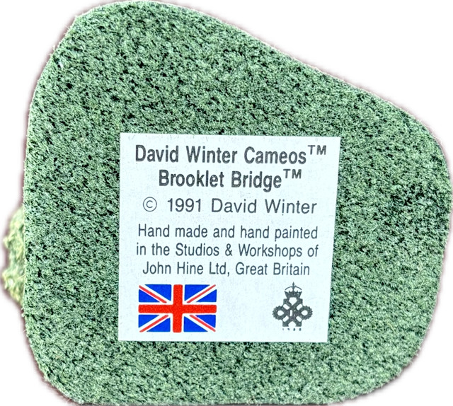 David Winter Cottages Cameos Mini Village Set England Hand Painted Cottage Lot