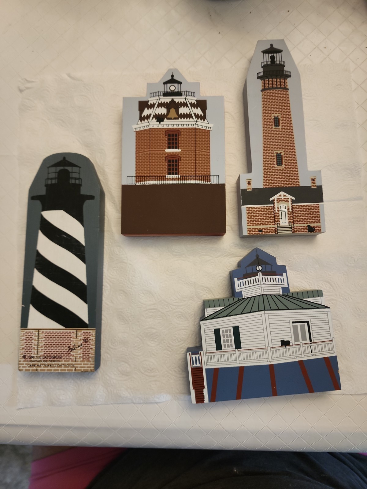 cat’s meow collectibles Lighthouses