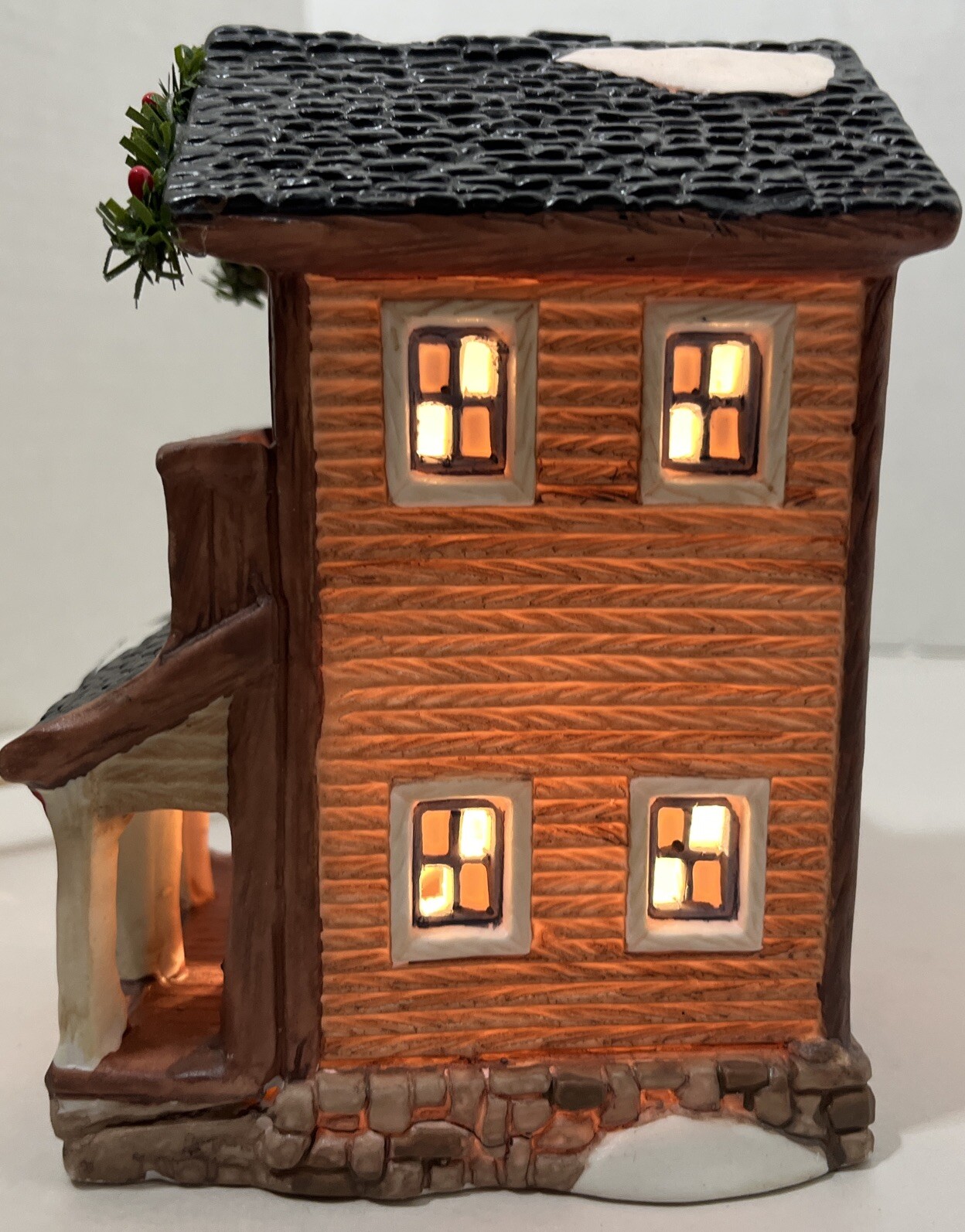 1995 Seasonal Specialties Dick&Dottie’s Country Store Village Illuminated 6×6 In