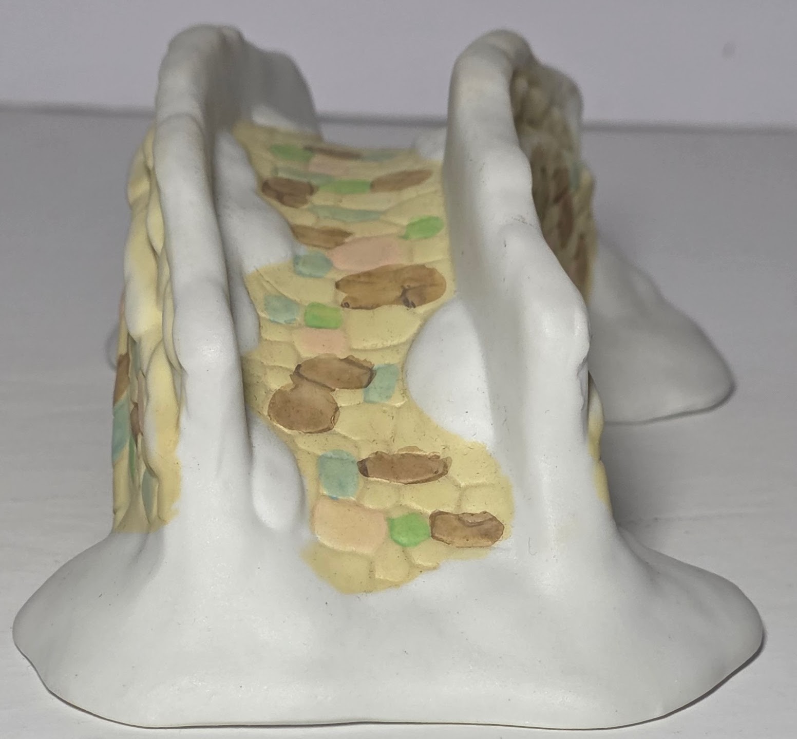 Vintage 1991 Noma International Dickensville Collectables Porcelain Bridge