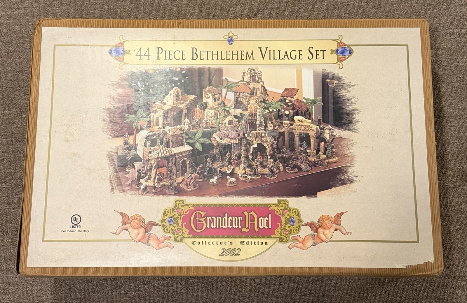 Grandeur Noel Bethlehem Village 44-Piece Porcelain Nativity Set Boxed 2002