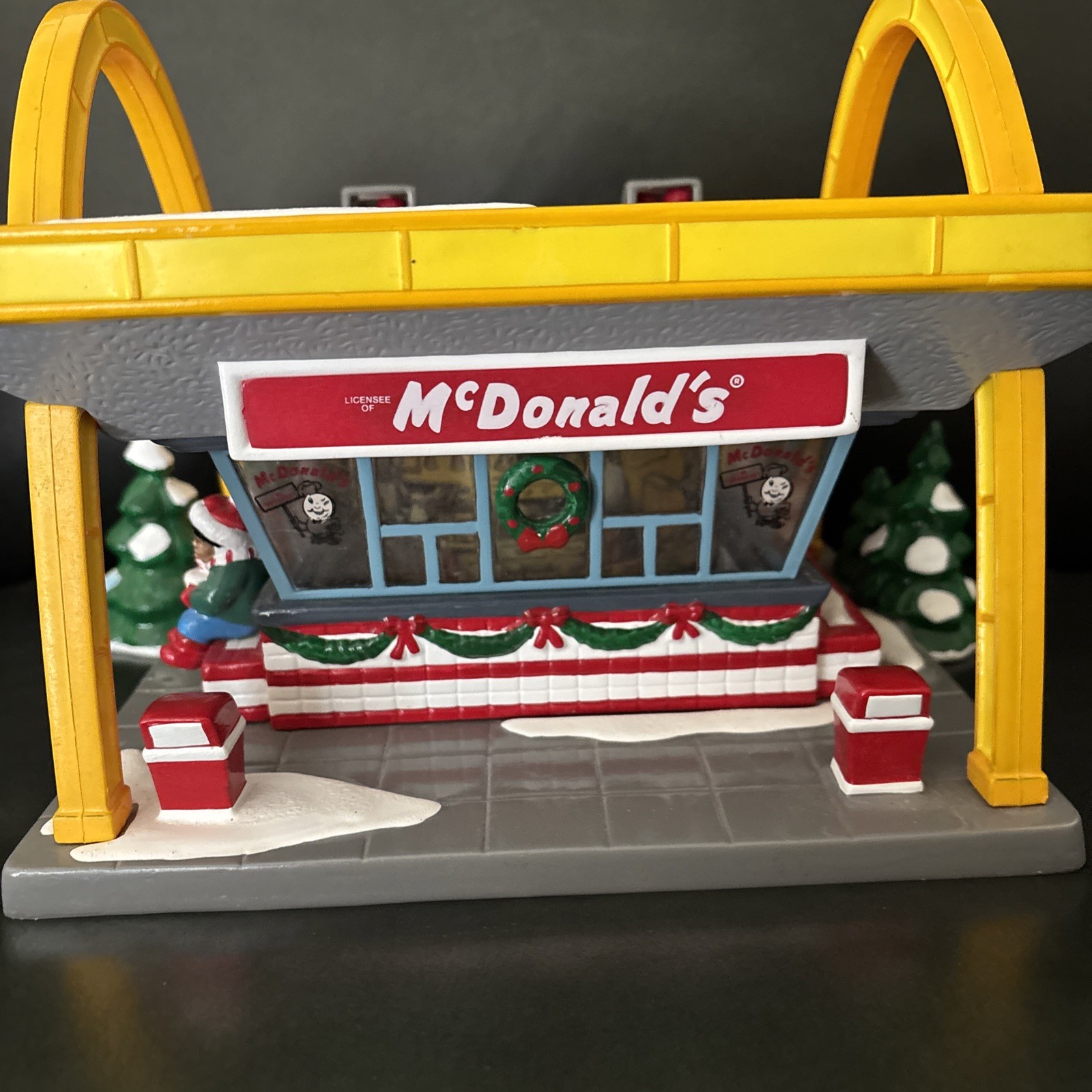 Dept 56 The Original Snow Village McDonald’s Christmas Building 54914 No Box