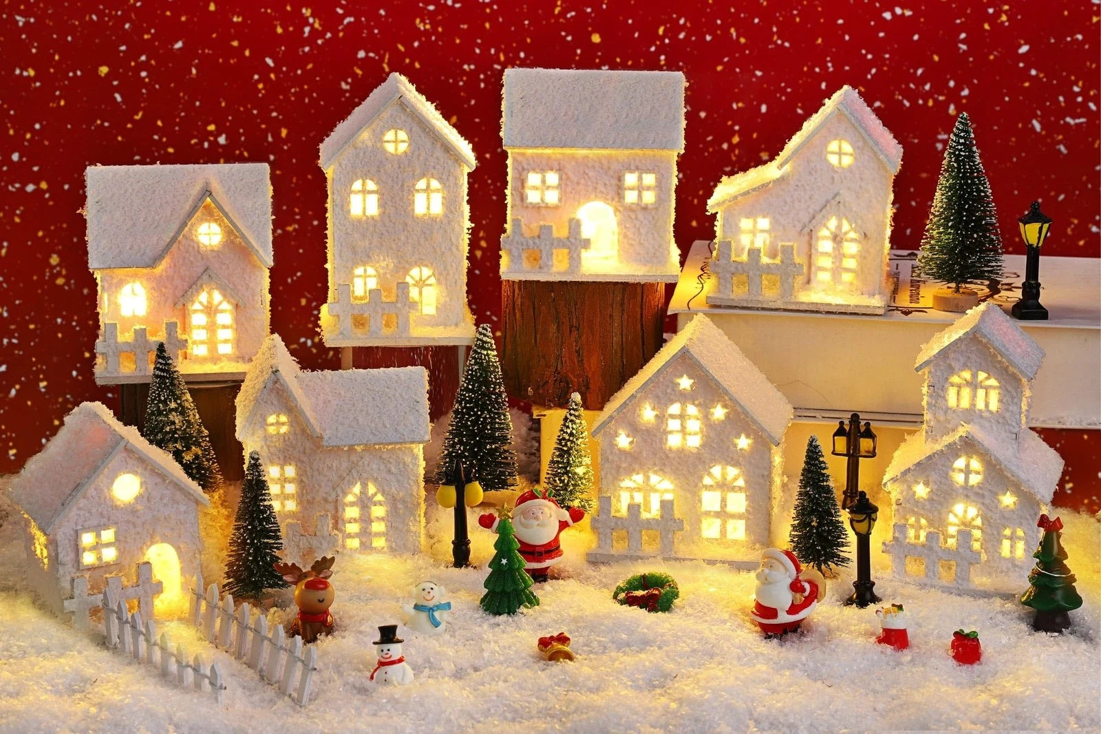 35 Pieces Christmas Village Sets Lighted LED Village Houses Accessories with …