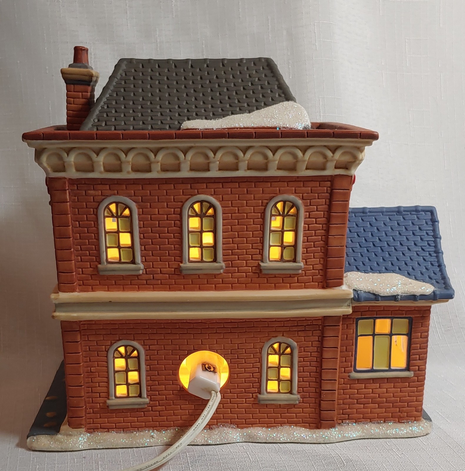 Holiday Time “Walton’s 5 and 10” 2004