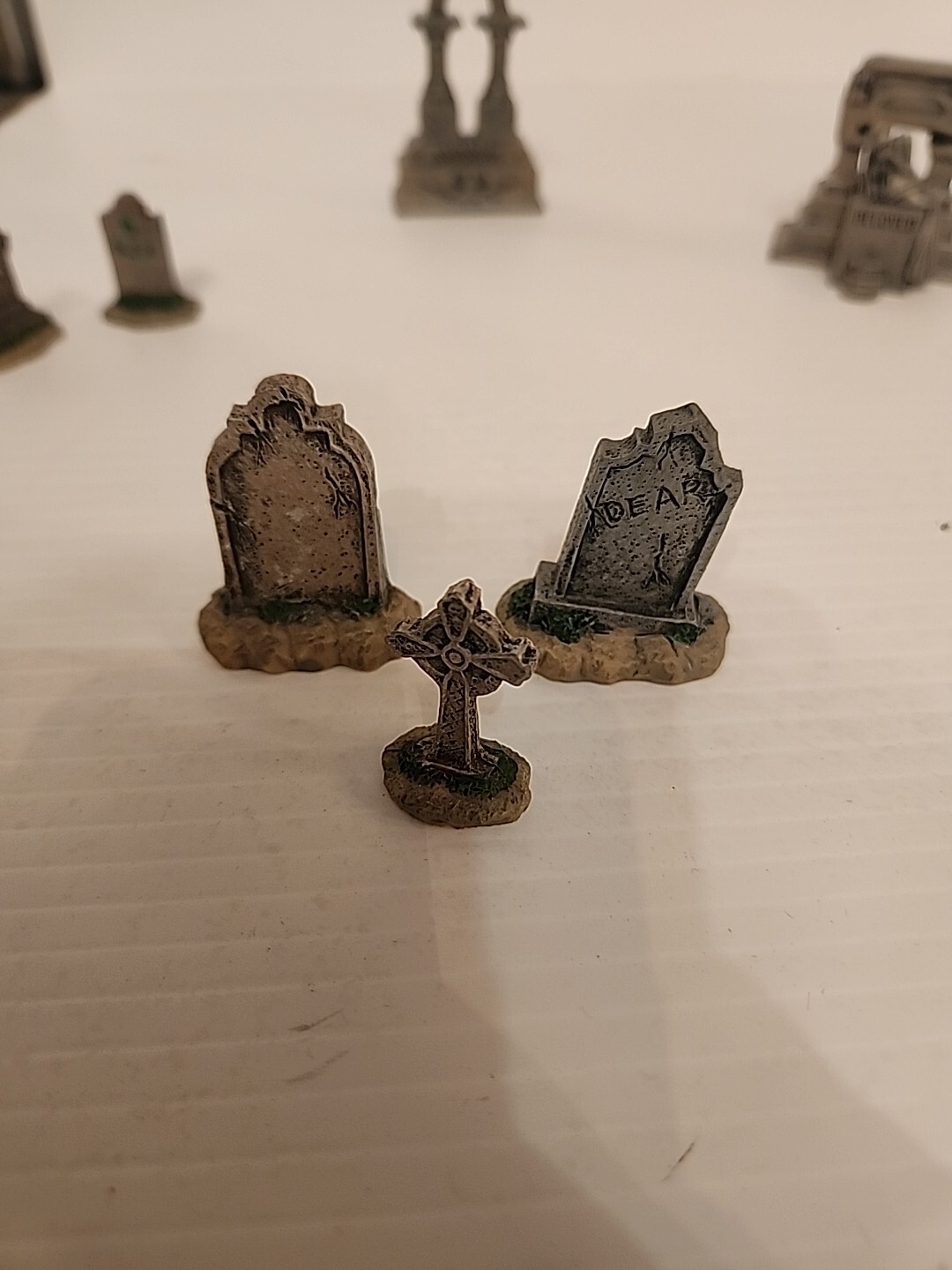 Lemax 7pc Tombstones Spooky Town Halloween Accessories Gravestones-beloved Crypt