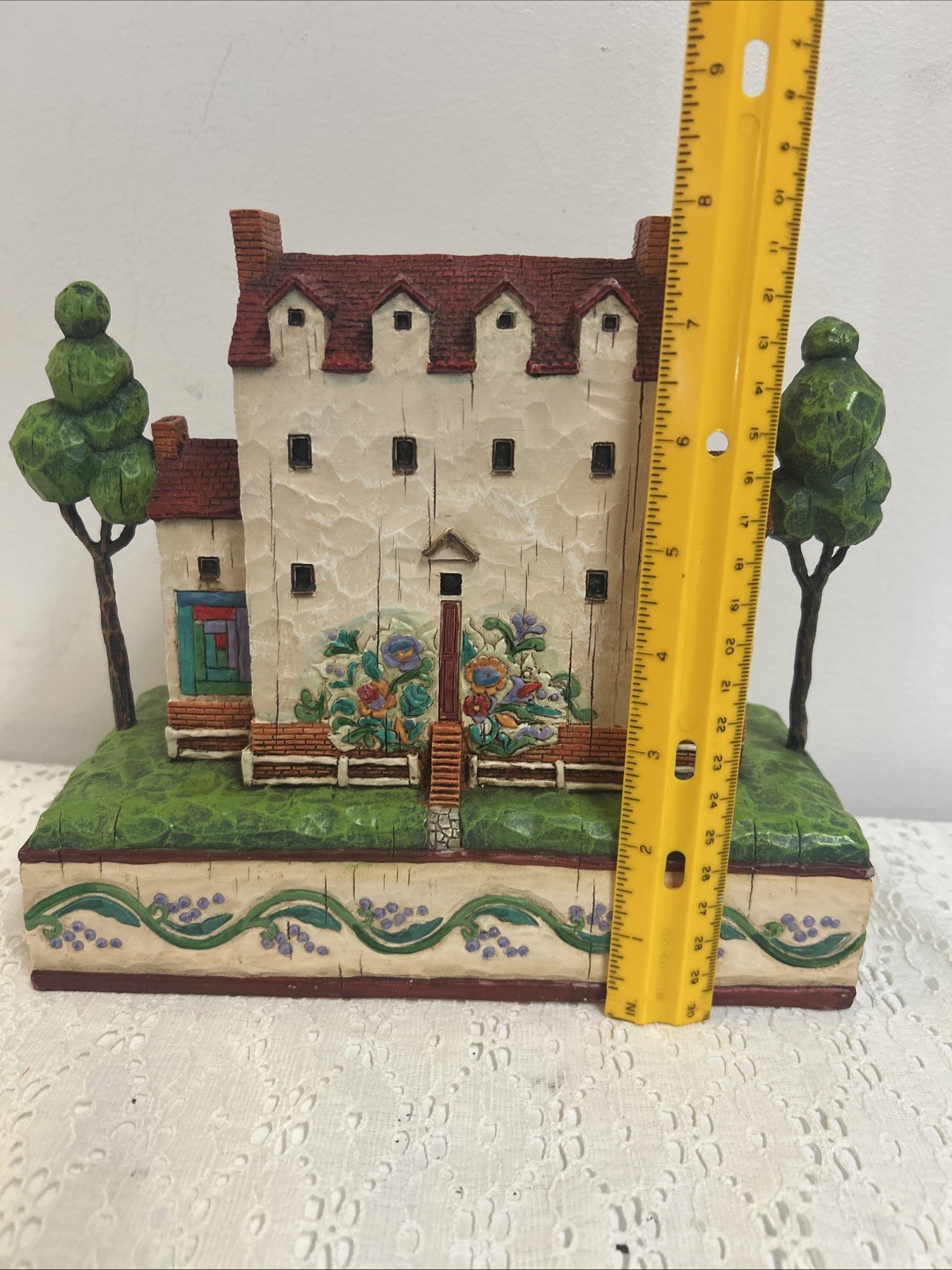 Jim Shore Main House Cabin Heartwood Creek #0000303 Enesco Group 8.5”x 8” Quilt