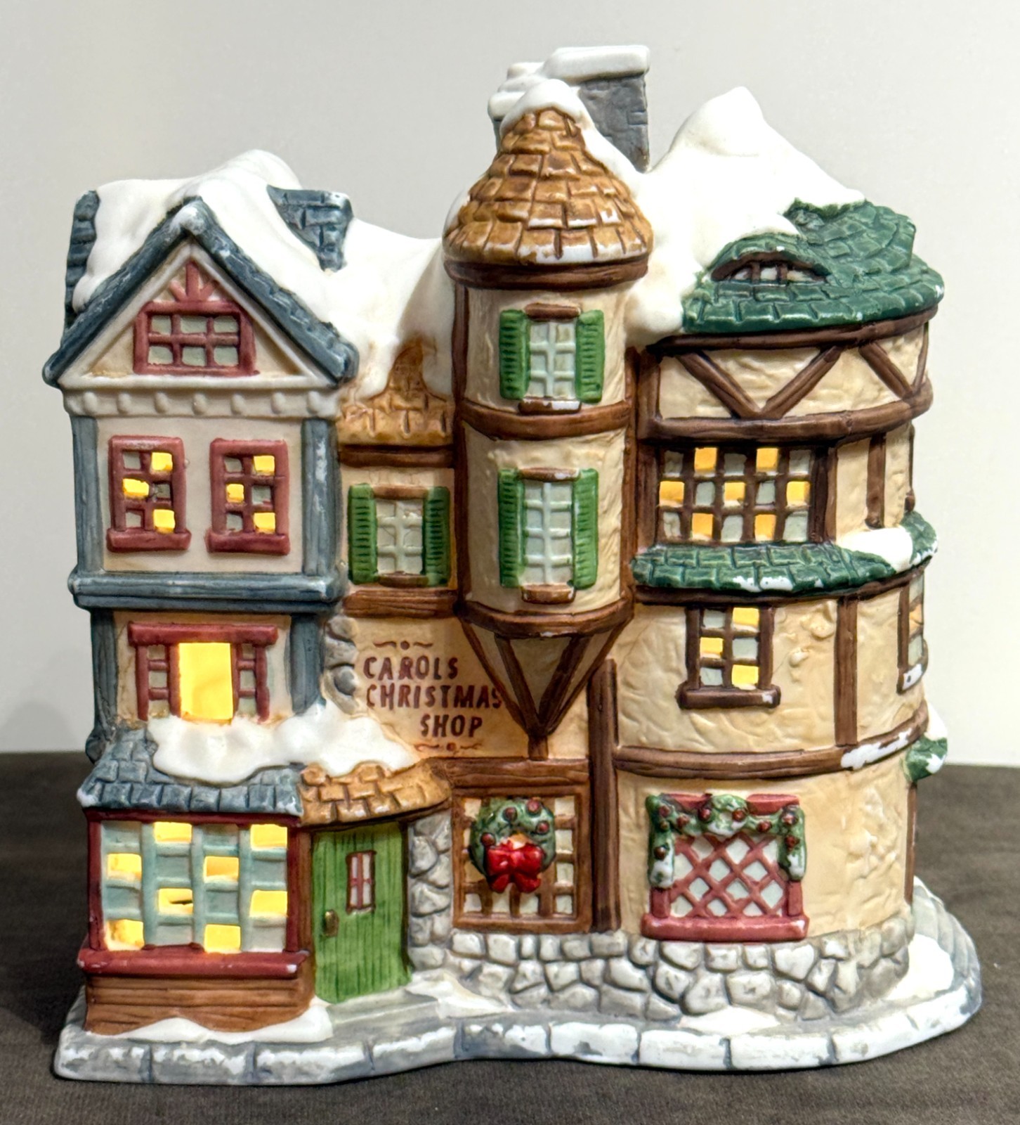 Murcuries 1993 “Carol’s Christmas Shop” Porcelain House-Studio 56 Dickens #21