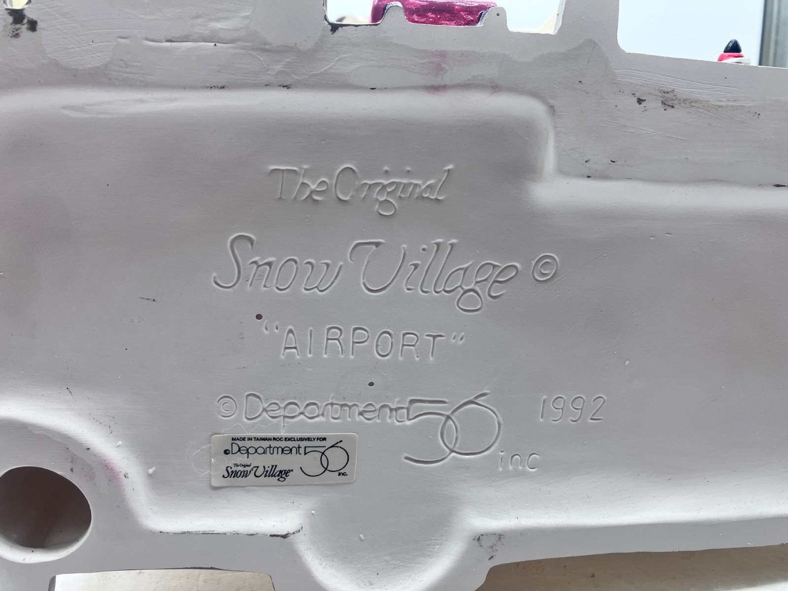 Department 56 Vintage 1992 Original Snow Village Airport #5439-9