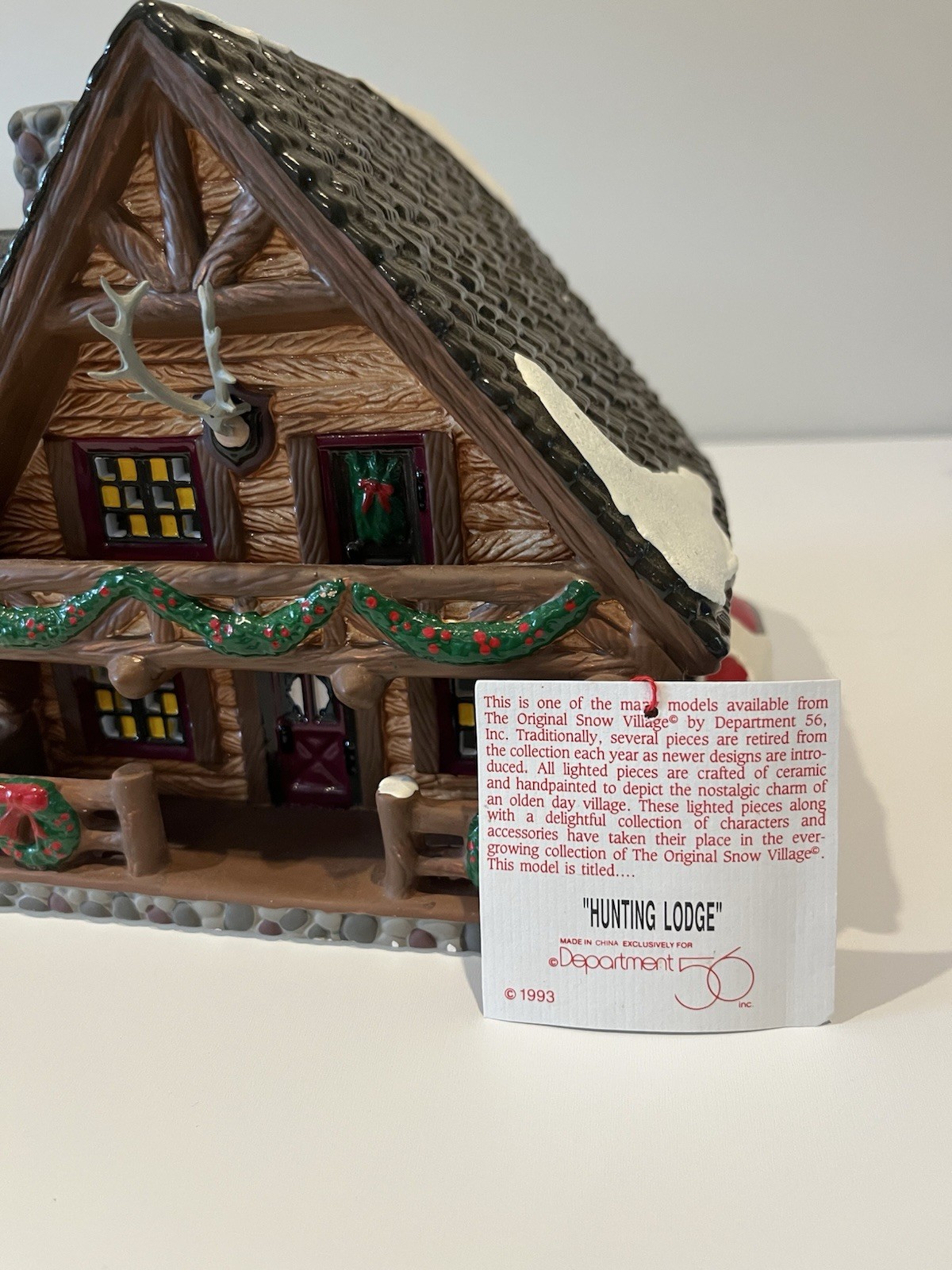 Dept 56 Snow Village HUNTING LODGE #5445-3 Retired 1996 Vintage Antlers Included