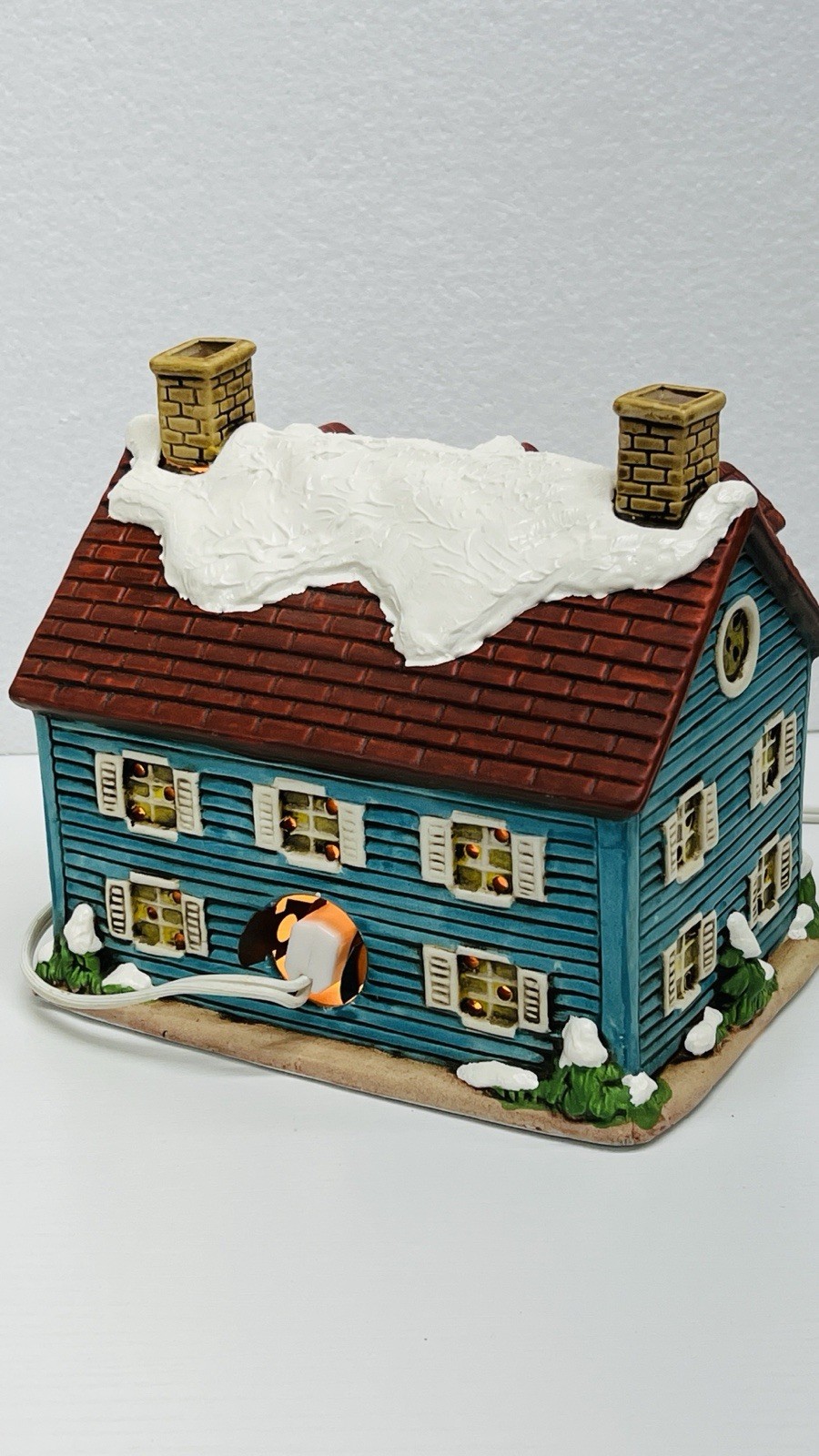 Lefton Colonial Village “ 1986 The Welcome House” Byron Wood 05824 Retired