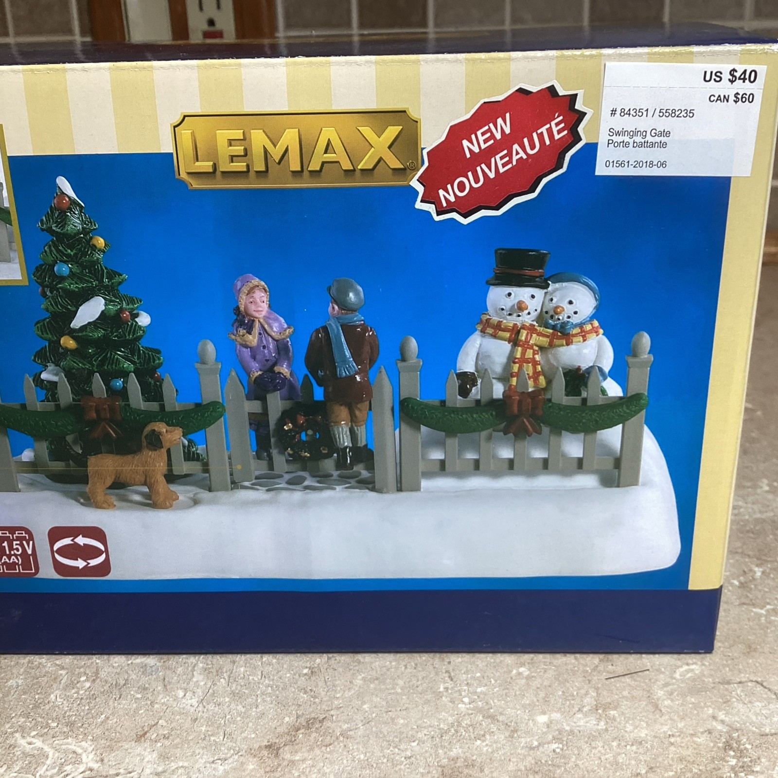 Lemax Christmas Village Accessory Animated Battery Operated Swinging Gate-NEW