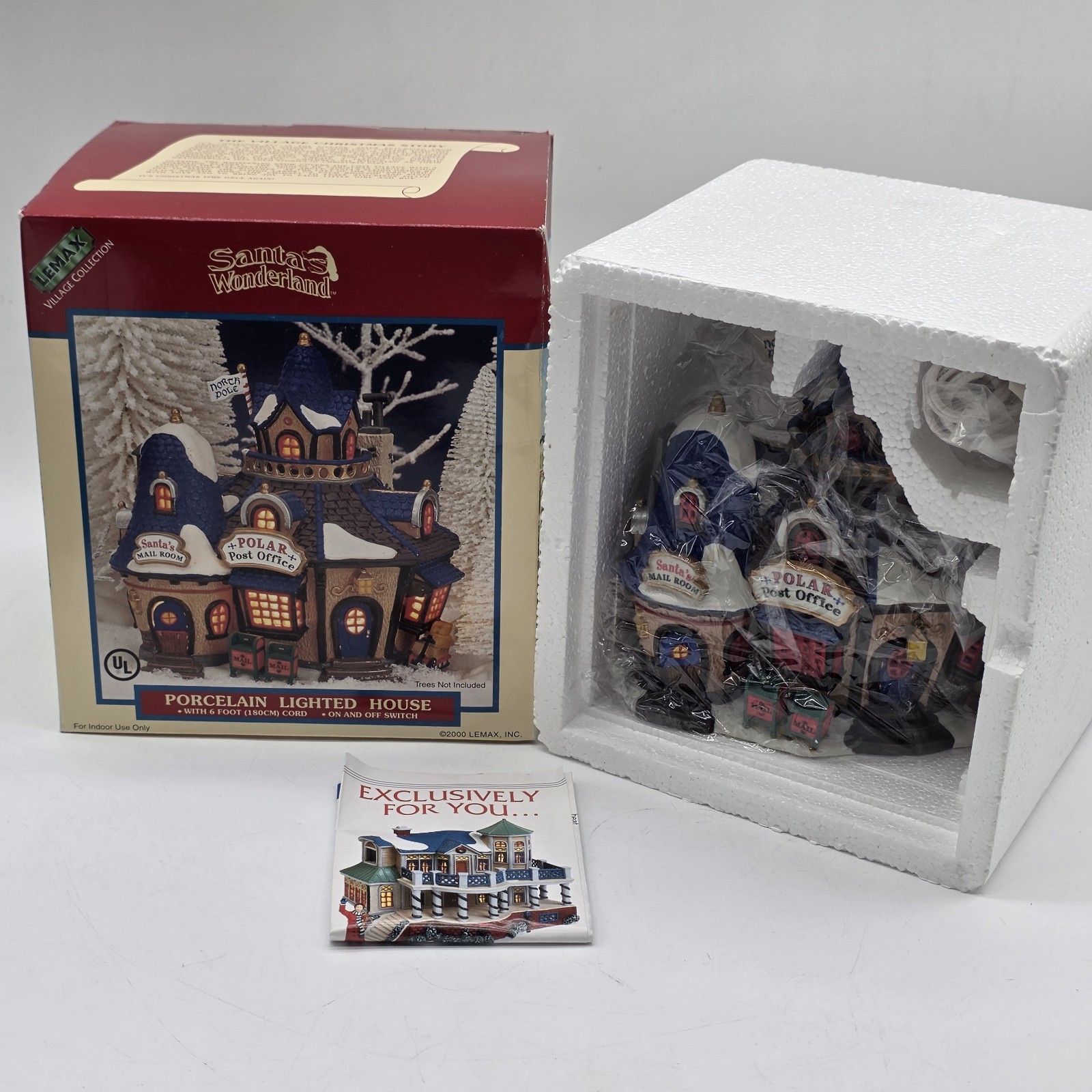 Lemax Santa’s Wonderland Christmas Village Polar Post Office 2000 Lighted