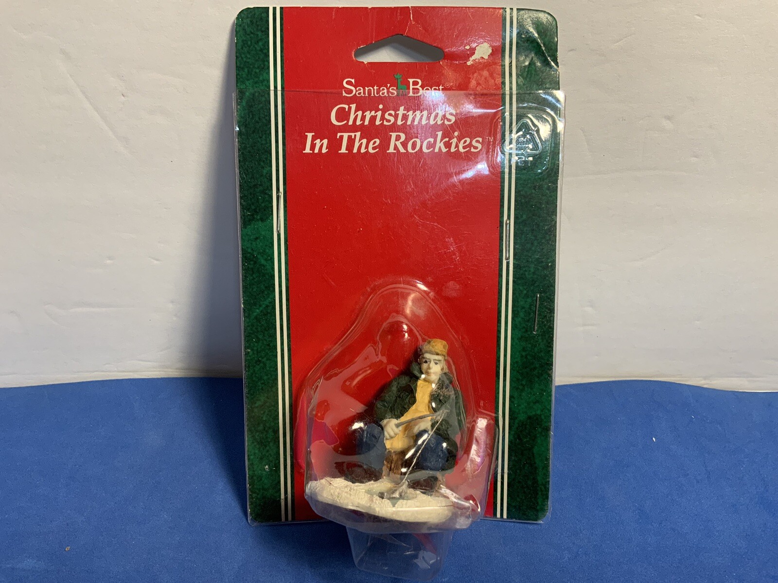 Santa’s Best Christmas In The Rockies Ice Fisherman Village Piece