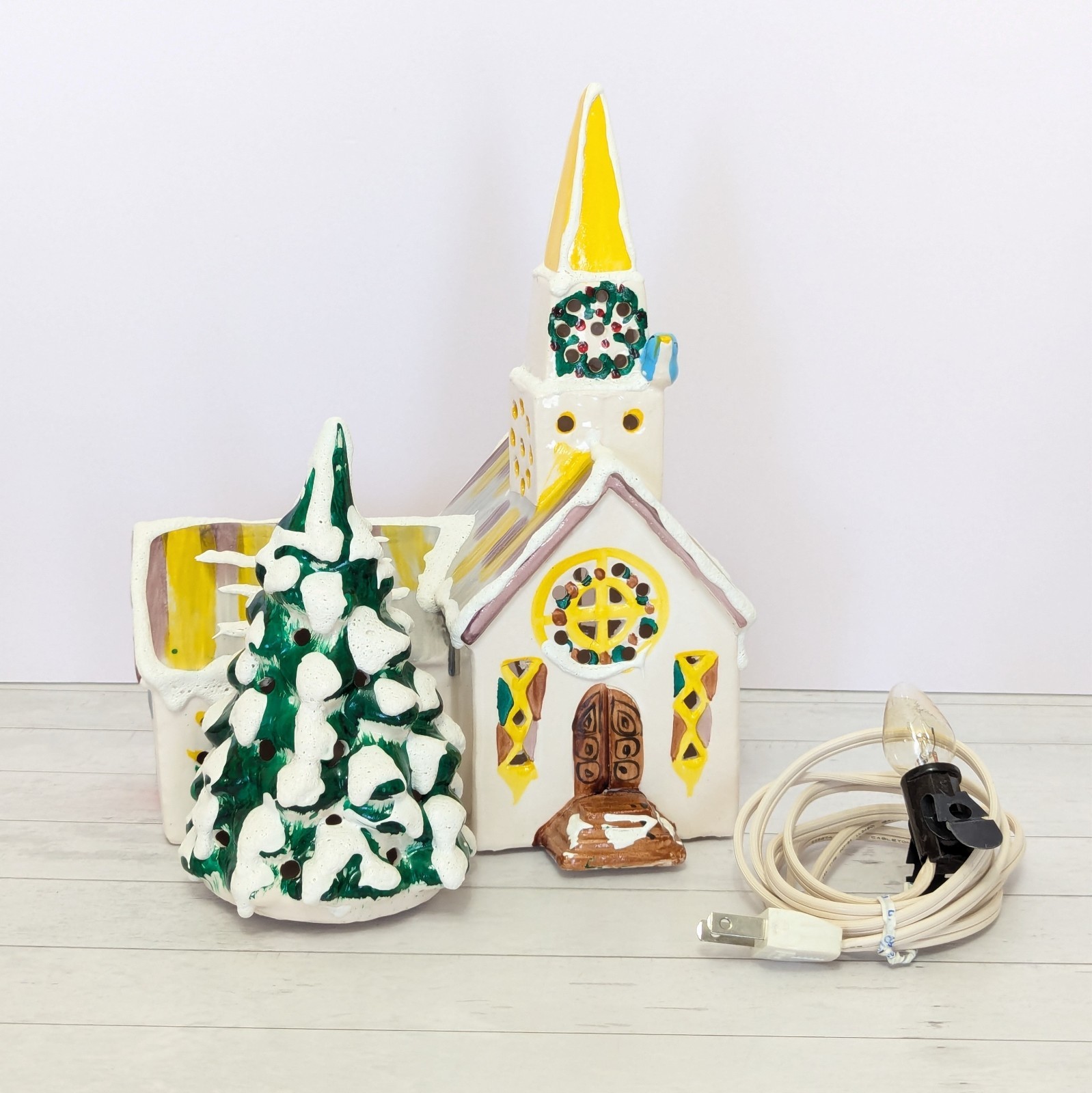 Dept 56 Original 1976 Steepled Church Snow Village 10″ Lighted Building RARE