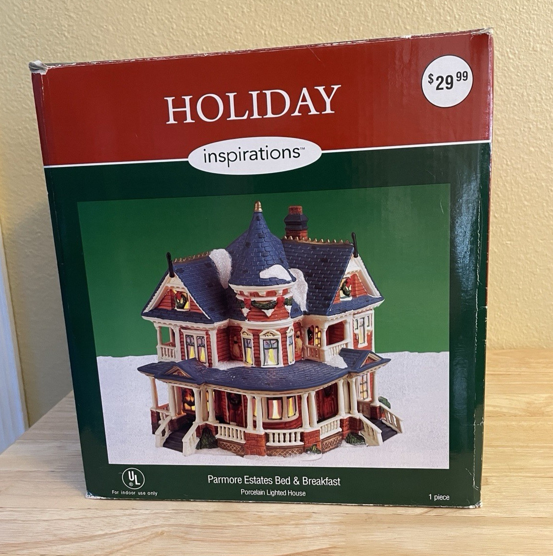 Parmore Estates Bed & Breakfast Holiday Inspirations Lighted House