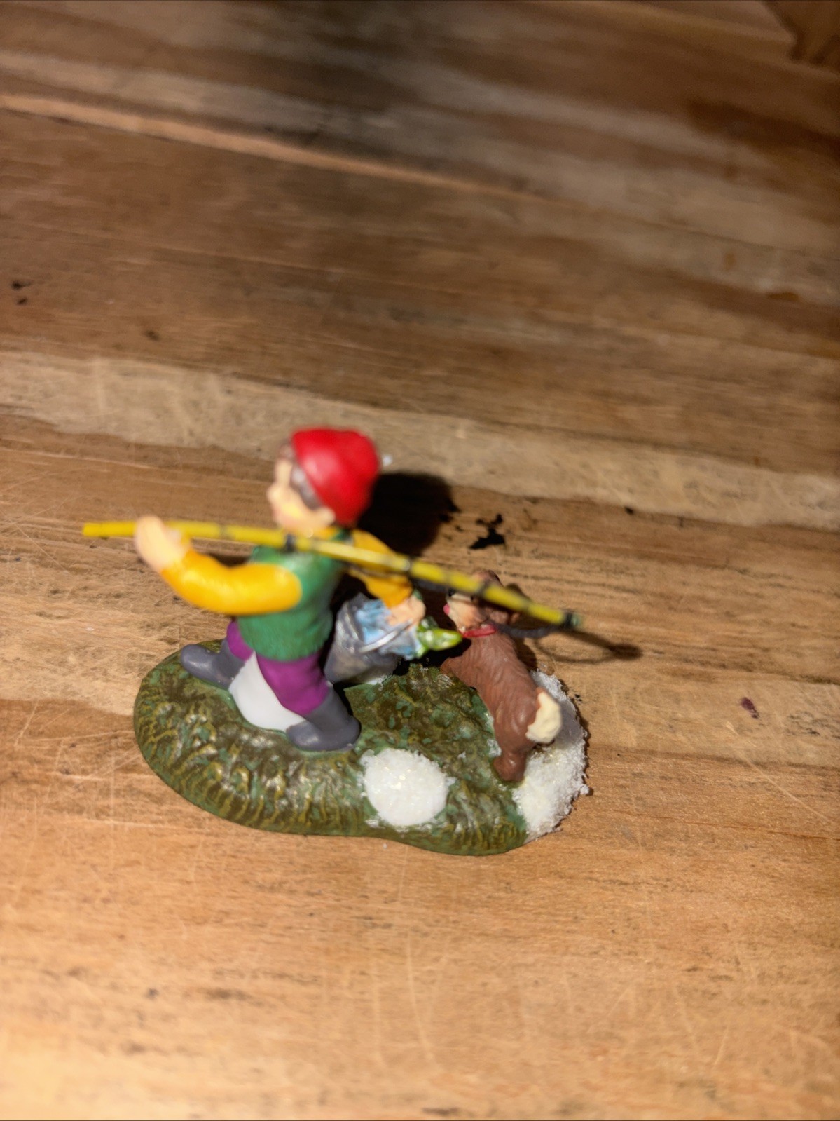 DEPT 56 Village Accessory Simple Traditions PINE ISLES 2004 Fishing Buddies