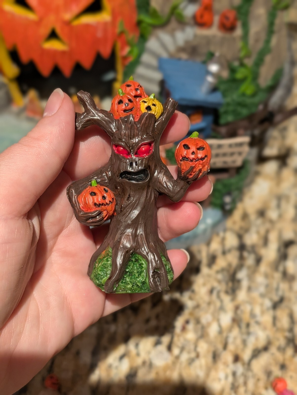 Lemax Spooky Town Isle Of Creepy Jacks 2021 READ DESCRIPTION