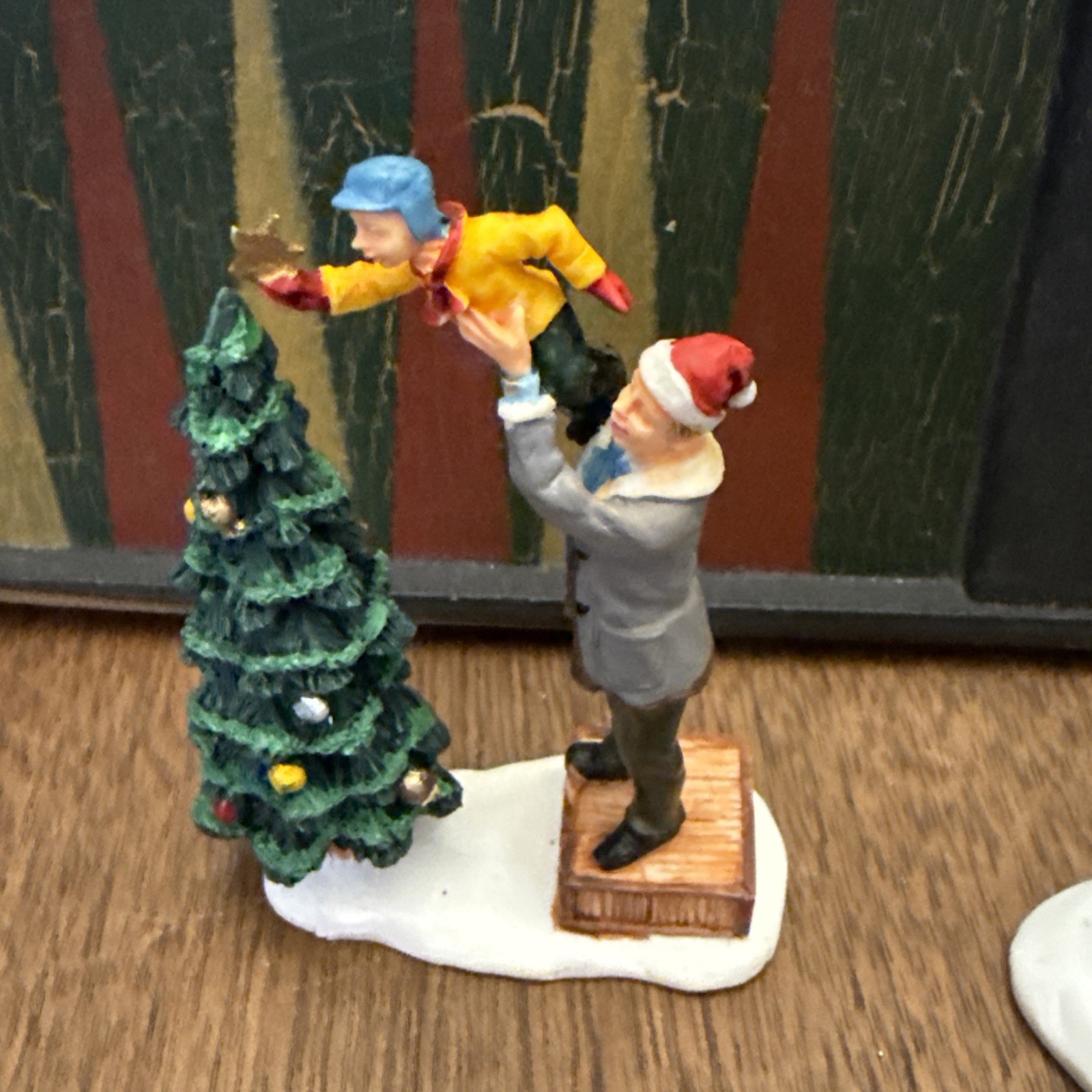 Lemax Christmas Village Decorating The Christmas Tree Feeding Birds Snowman 3 Pc