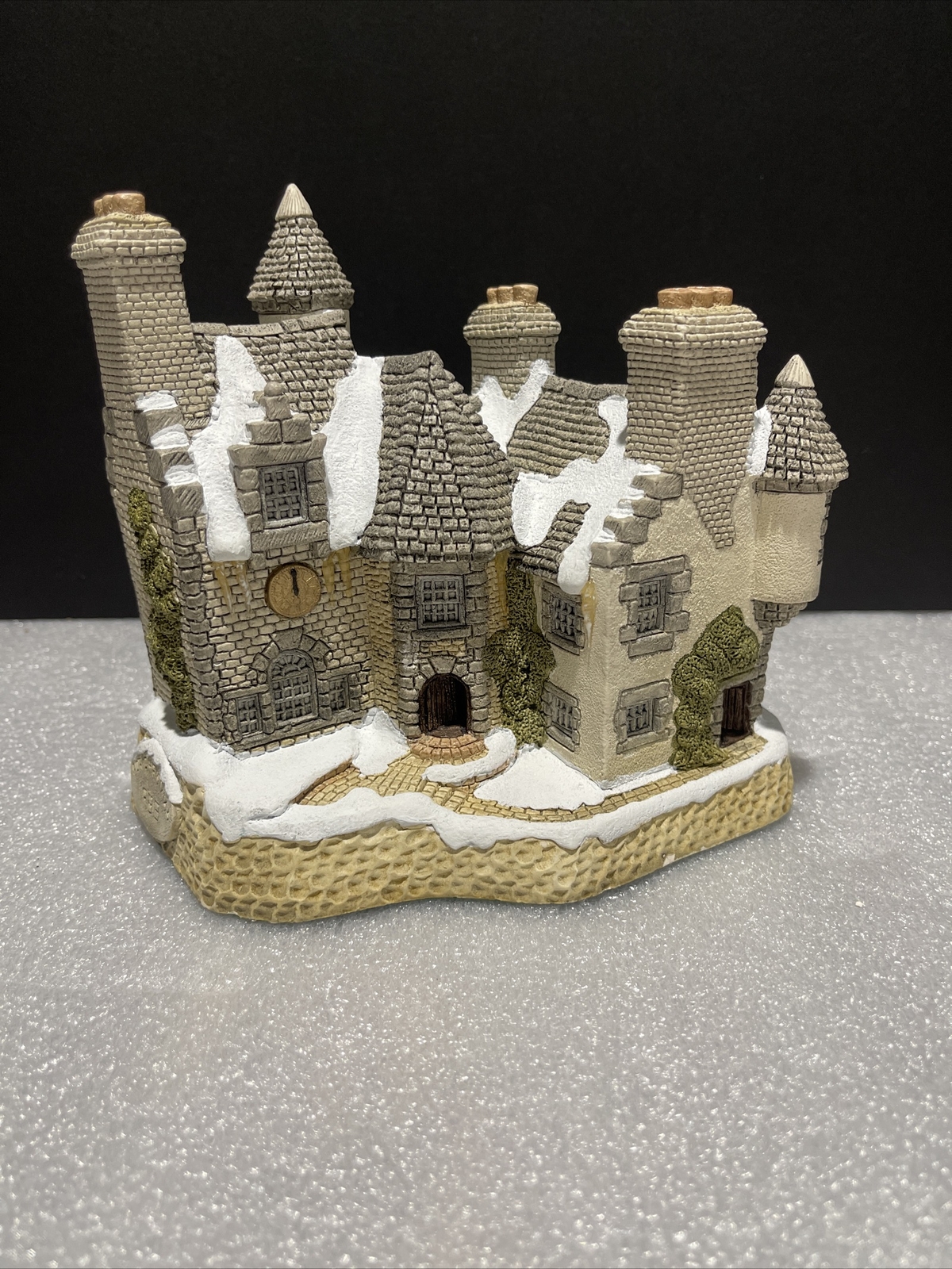 1988 David Winter Christmas In Scotland And Higamay *signed*