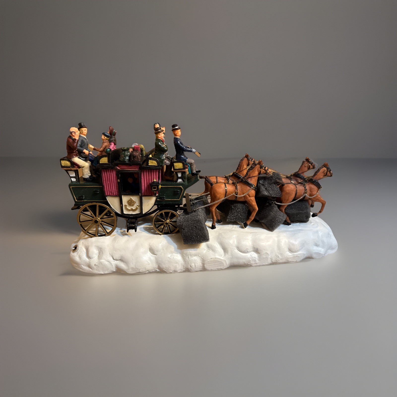 Lemax Merry Musical Stage Coach Village Collection Horse Drawn Carriage Figurine