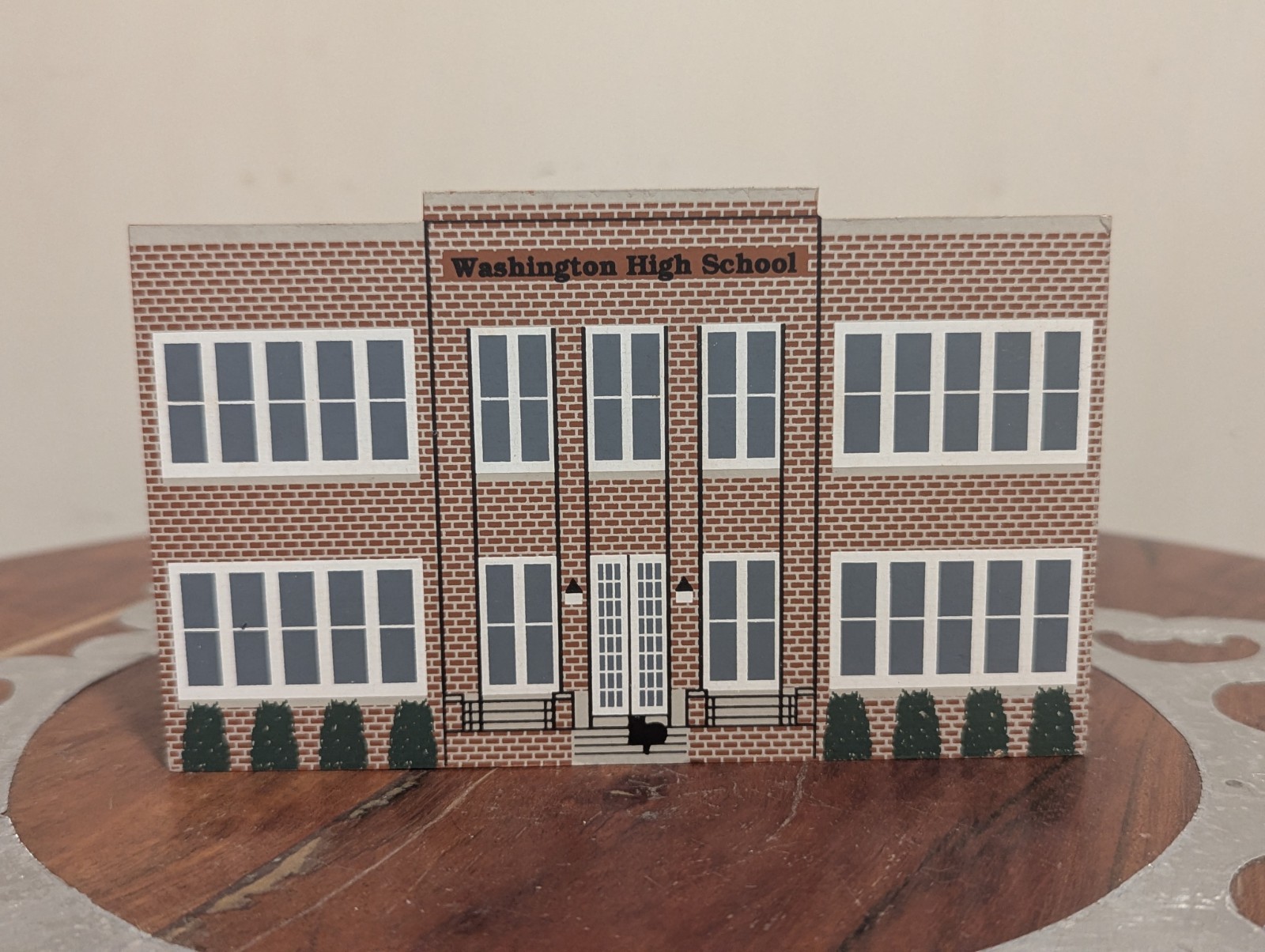 1995 Cat’s Meow Washington High School Princess Anne Maryland Shelf Sitter