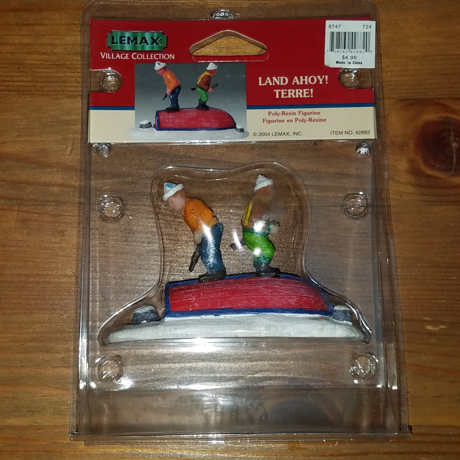 Lemax Land Ahoy! 42882 RF Boy Row Boat (Boy handheld stick broke off can reglue)