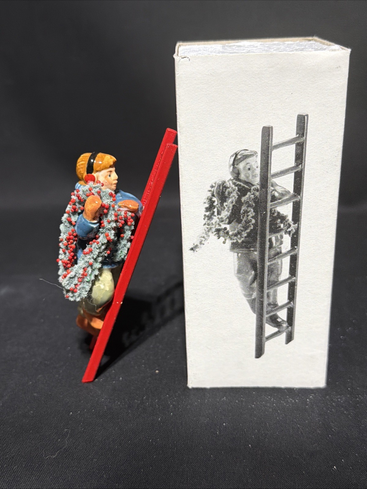 Dept 56 Snow Village Man on Ladder Hanging Garland 5116-0 Accessory Figure
