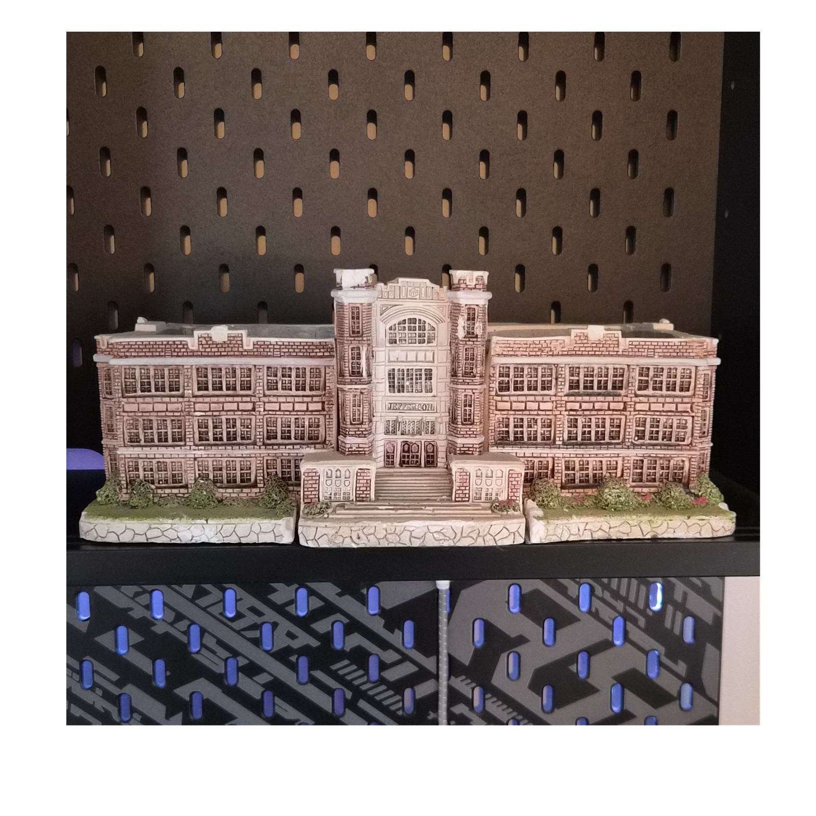 1994 Blue Ridge Collectible Jefferson High School Building Set 3pc