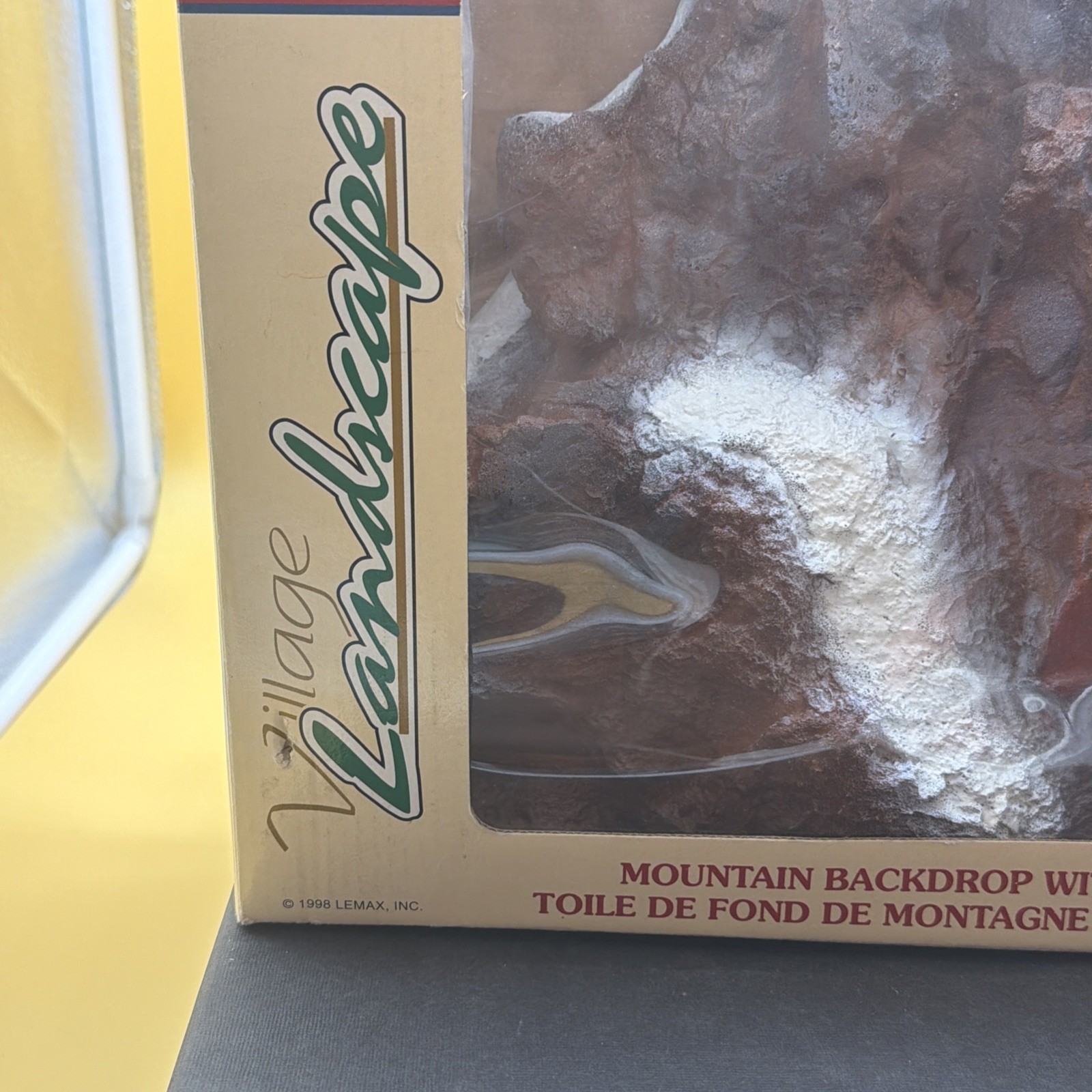 LEMAX Village Landscape – Mountain Backdrop (No Trees) Christmas 81012 Box