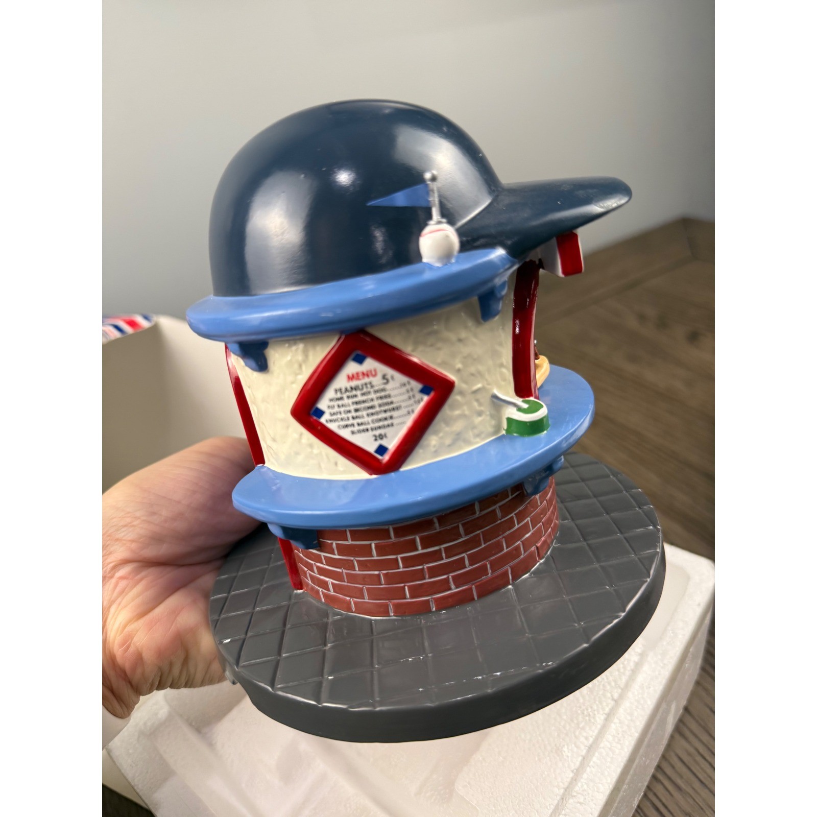 Department 56 New York Yankees Refreshments Lighted Stand Snack Dish MLB 2004