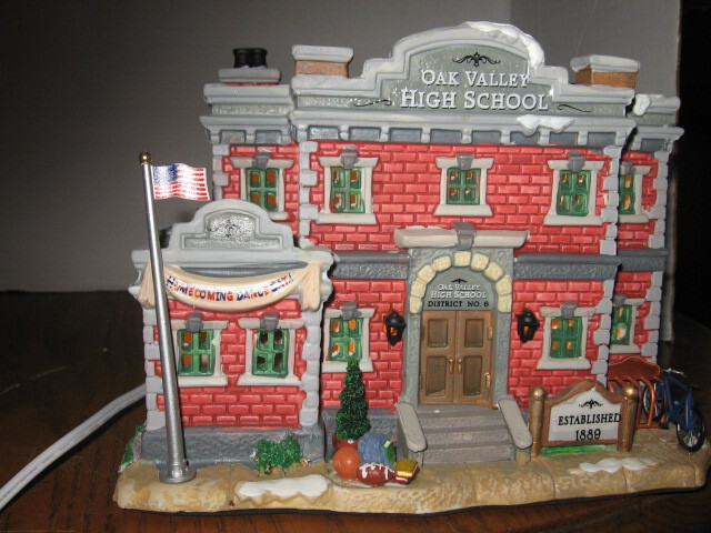 Rare Lemax Carole Towne 2011 Lighted Christmas Village Oak Valley High School