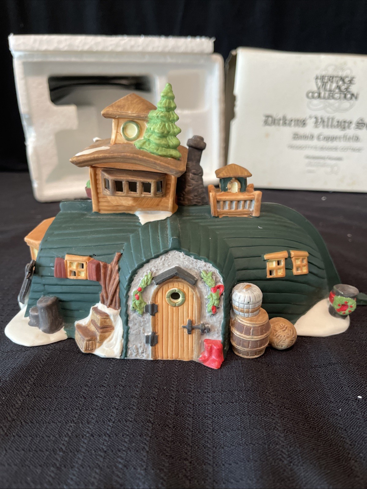 Dept 56 Peggotty’s Seaside Cottage Heritage Dickens’ Village 1989 Cord Bulb Box
