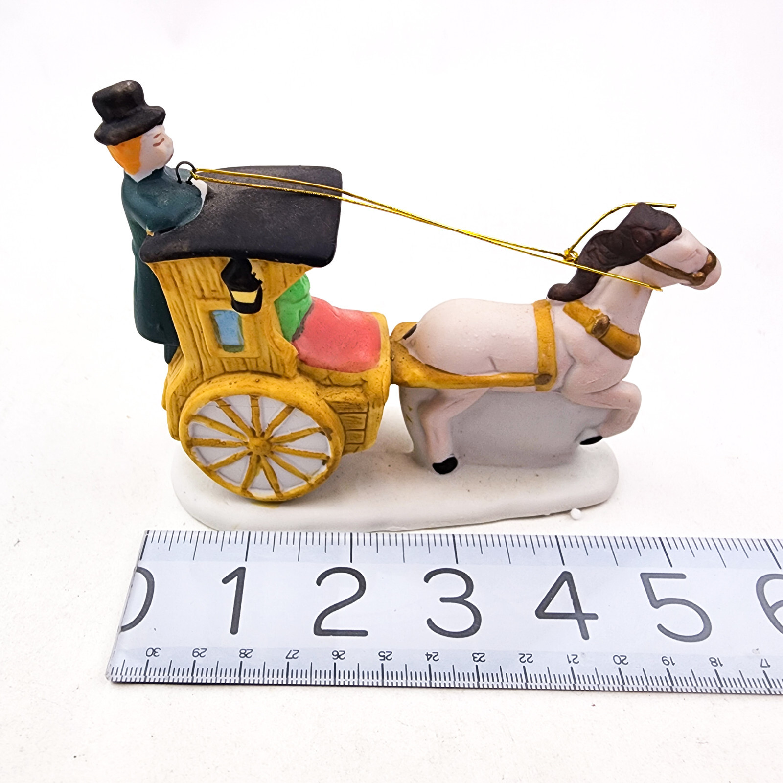 Christmas Dickensville Collectable Horse Drawn Carriage Figurine 6149 Noma 1991