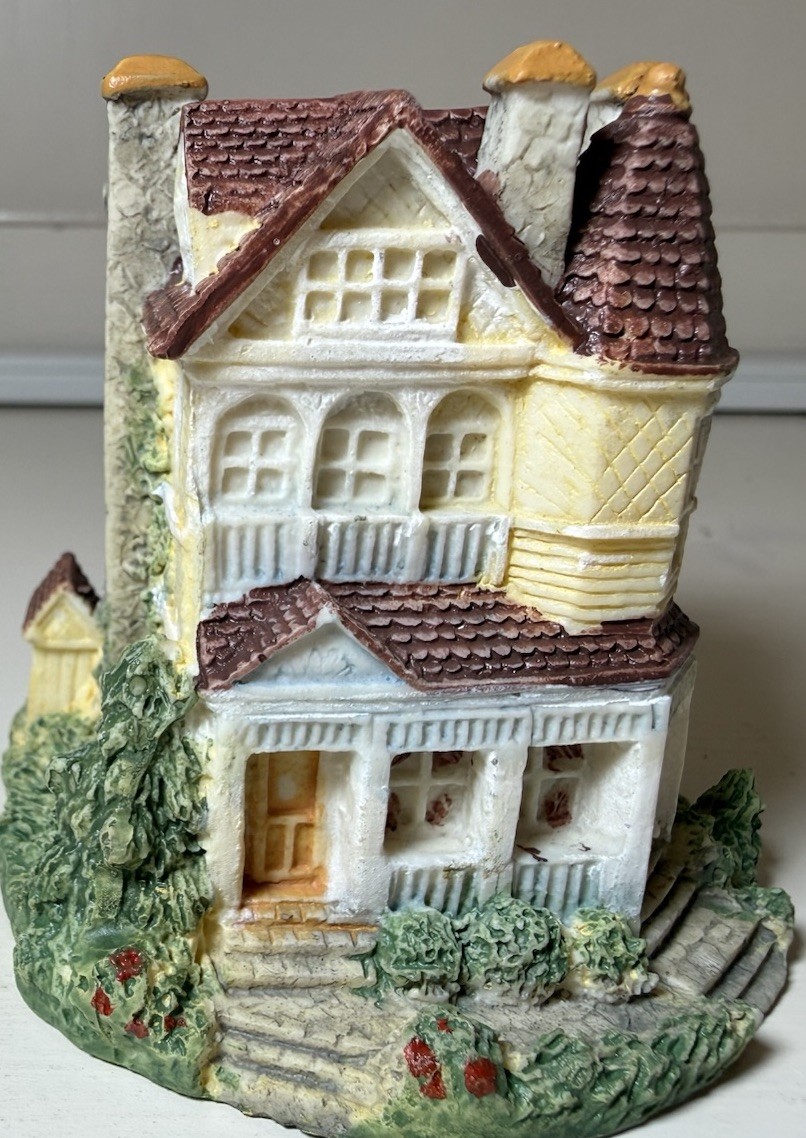 The Americana Collection AH40 The Clark Mansion NIB