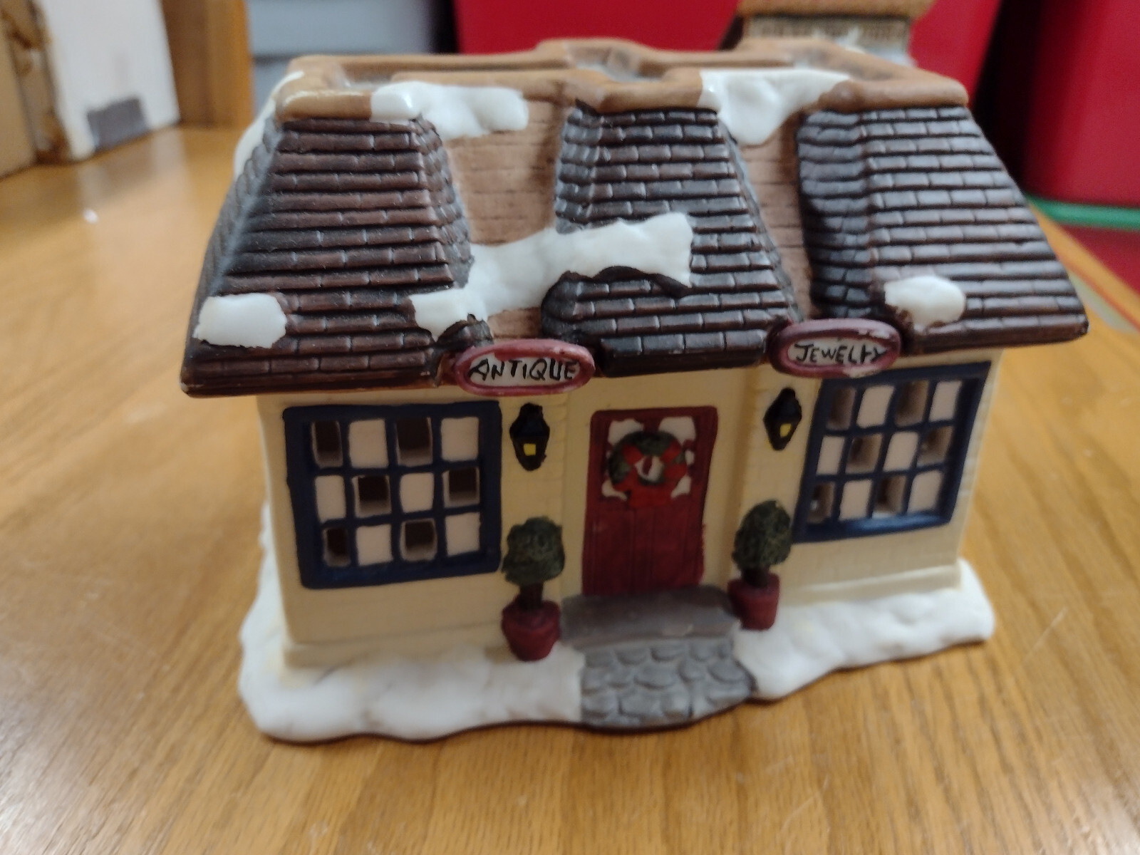 ST. NICHOLAS SQUARE CHRISTMAS VILLAGE ANTIQUE AND JEWELRY STORE 