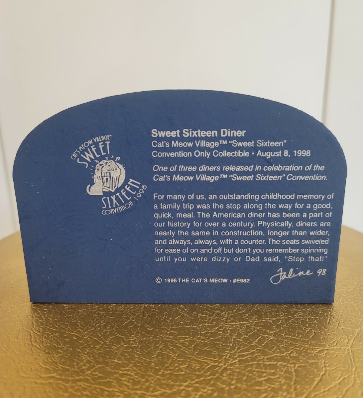 Cats Meow Village Caspers Sweet Sixteen Diner 1998 Convention Shelf Sitter