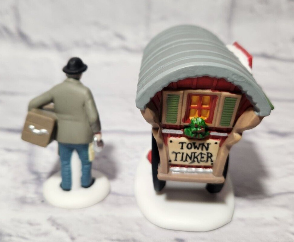 Dept 56 Heritage Village Collection Town Tinker Set of 2 5646-4 Christmas Wagon