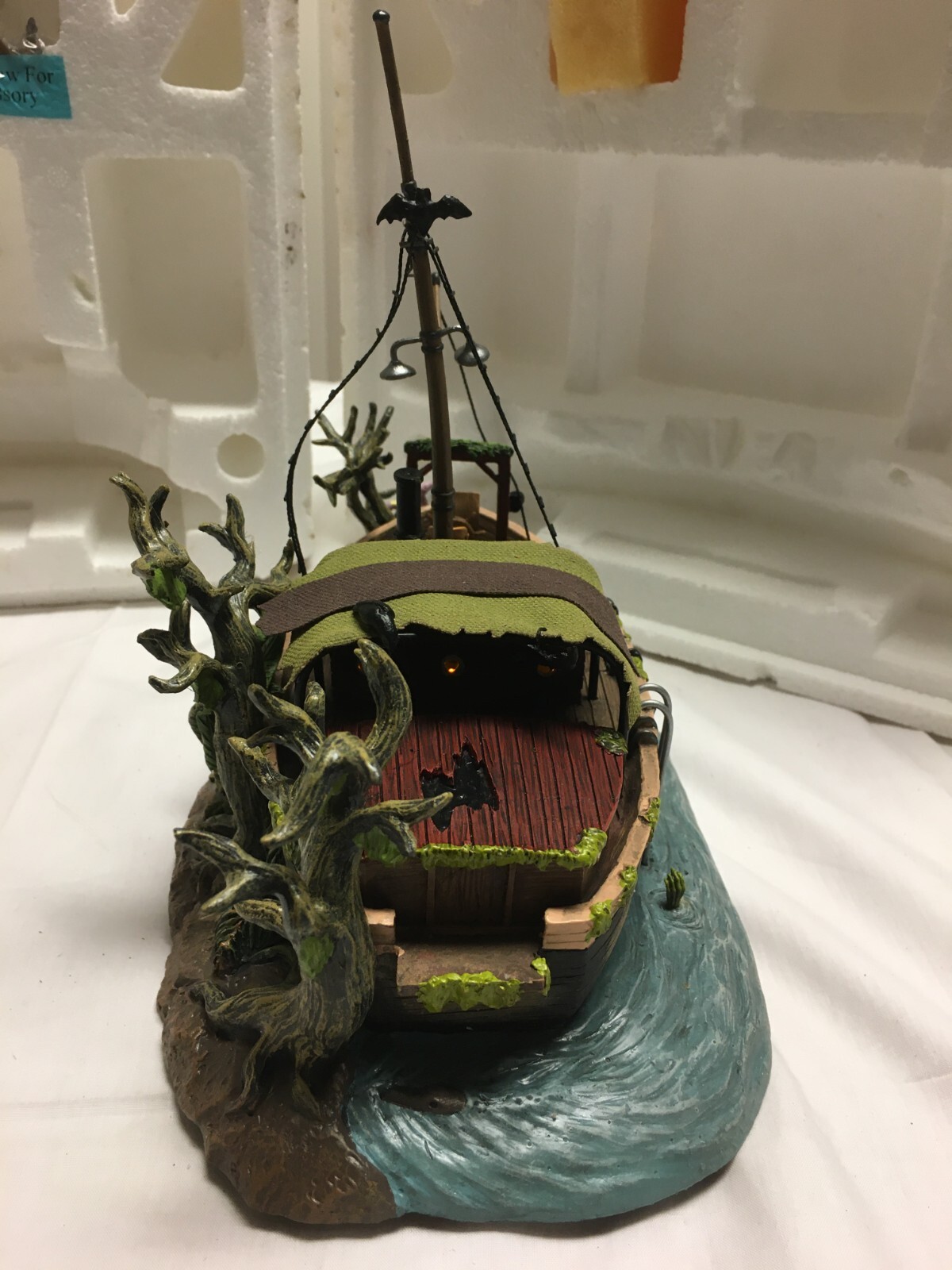 Hawthorne Village Universal Halloween Collection Haunted Rita