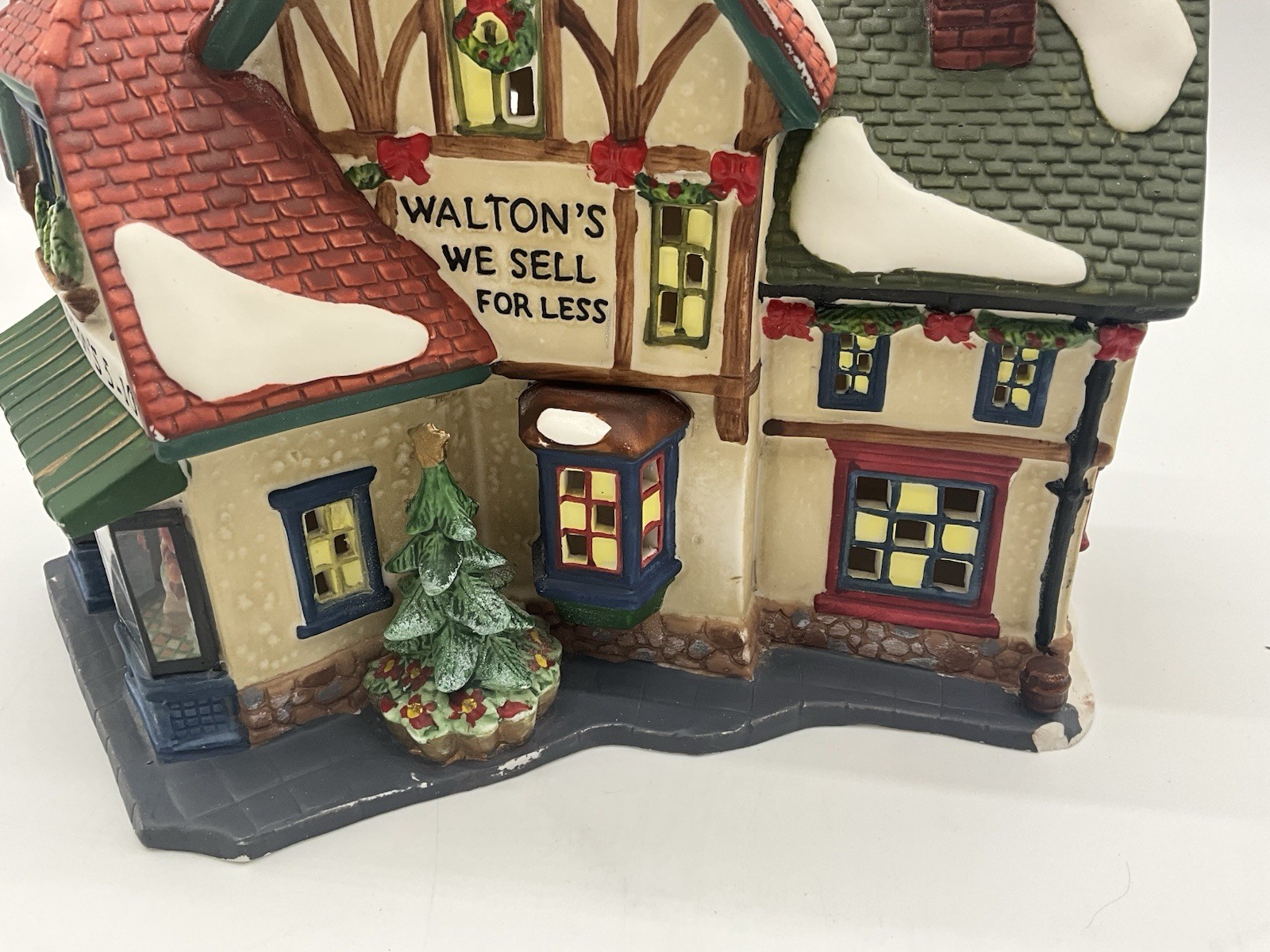 Holiday Time Walton’s 5 & 10 Lighted Christmas Village Building Vtg 1990s