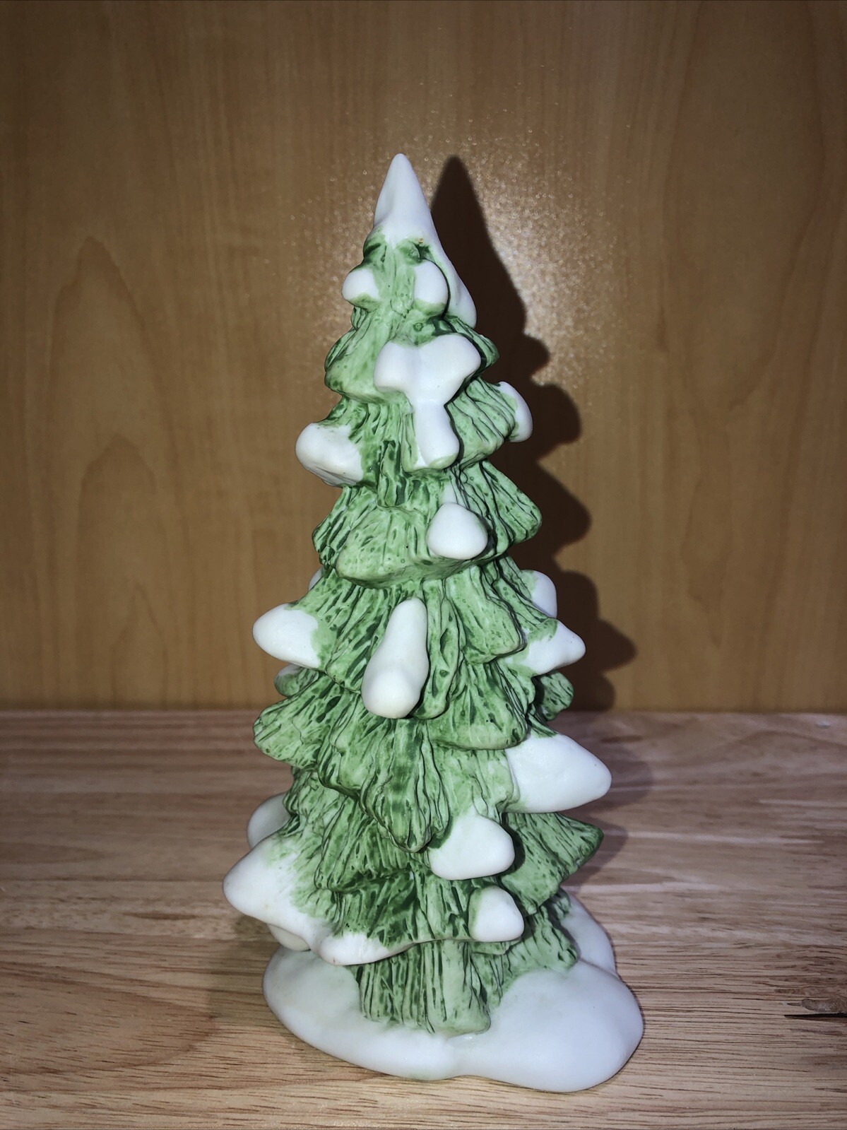 Dept 56 Village Porcelain Evergreen Tree With Snow 7 Inch Christmas Decoration