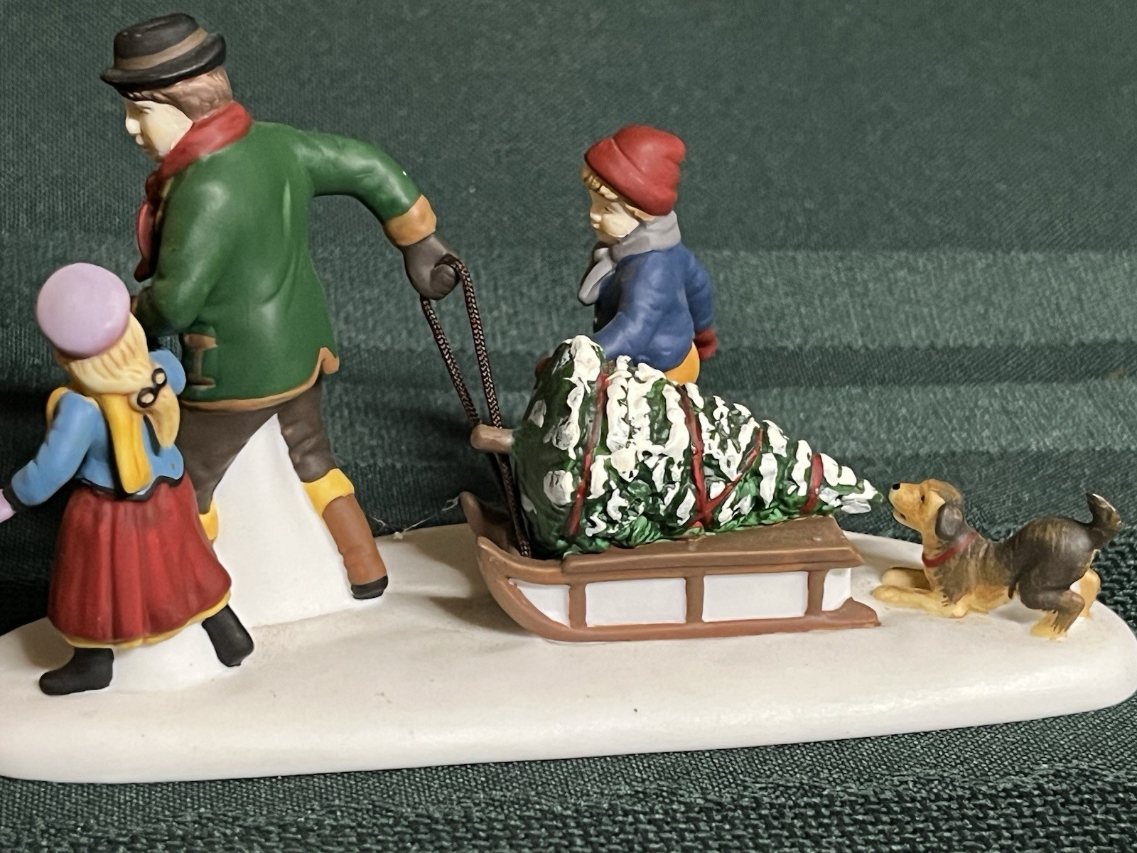 Dept 56 Heritage Village The Family Tree 58895 w/ Box